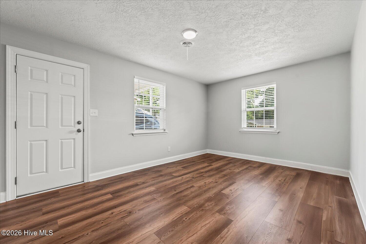 3014 Silverwood Drive Property Photo 10
