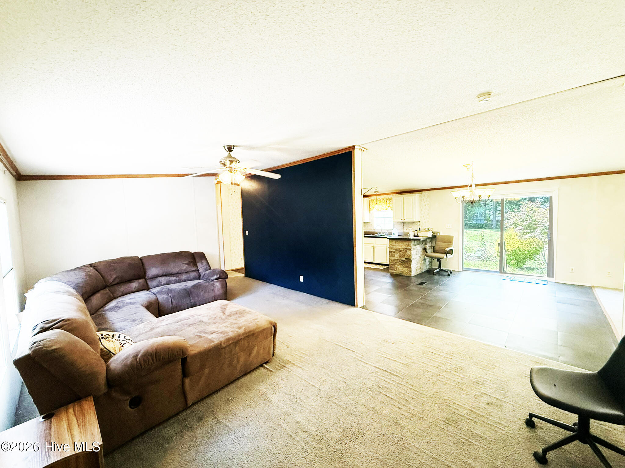 1001 Patch Drive Property Photo 2