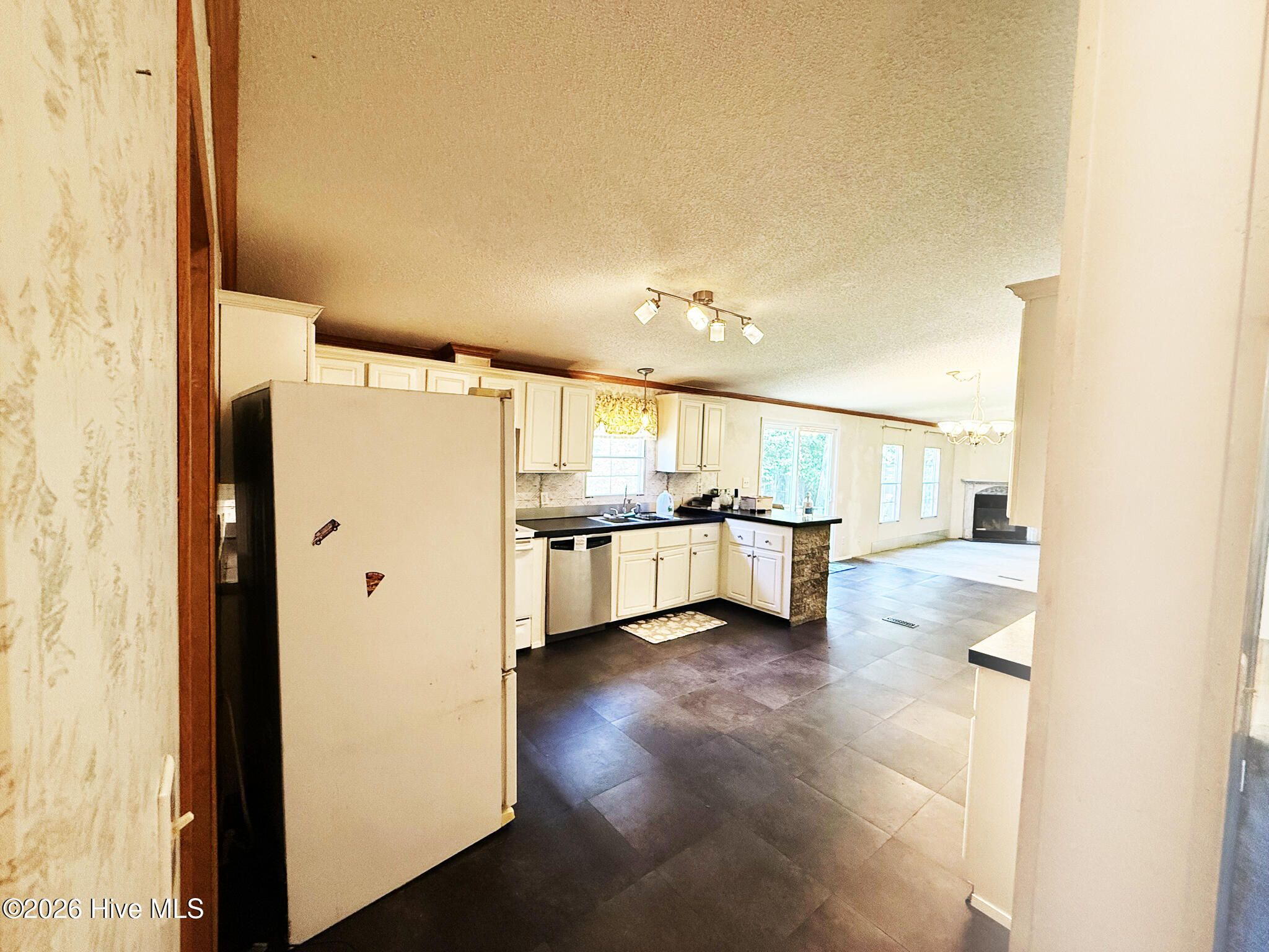 1001 Patch Drive Property Photo 7