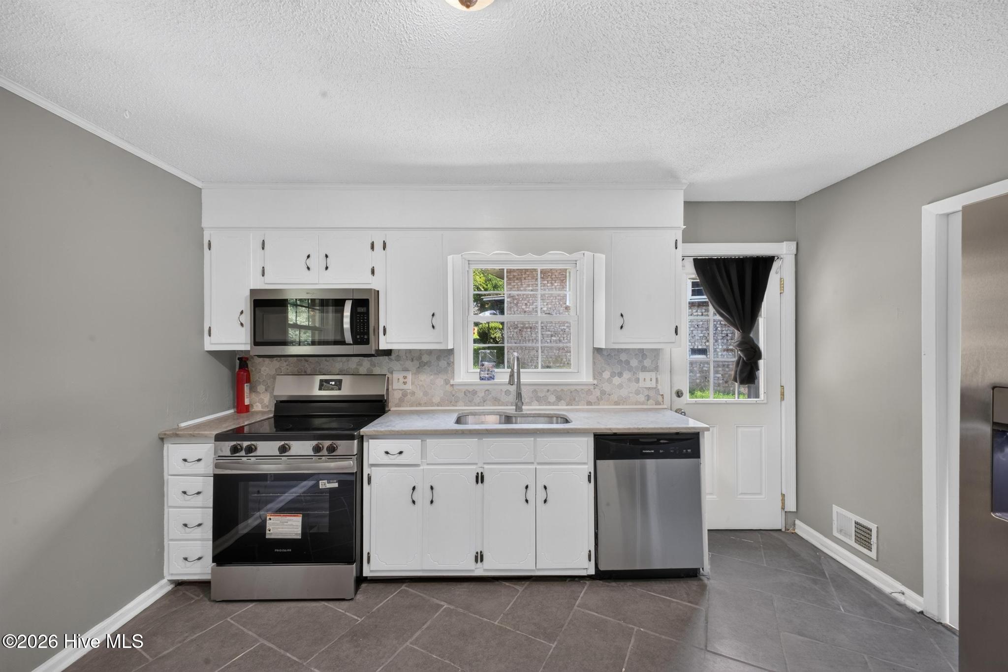 1118 Terrace Circle Property Photo 6