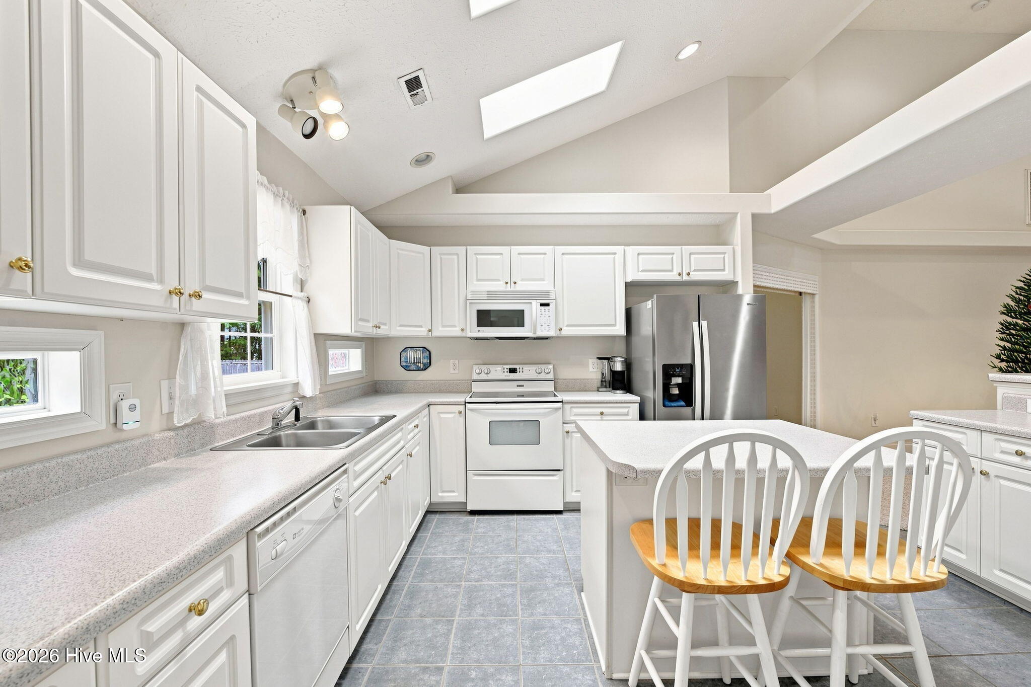 104 Uster Court Property Photo 10