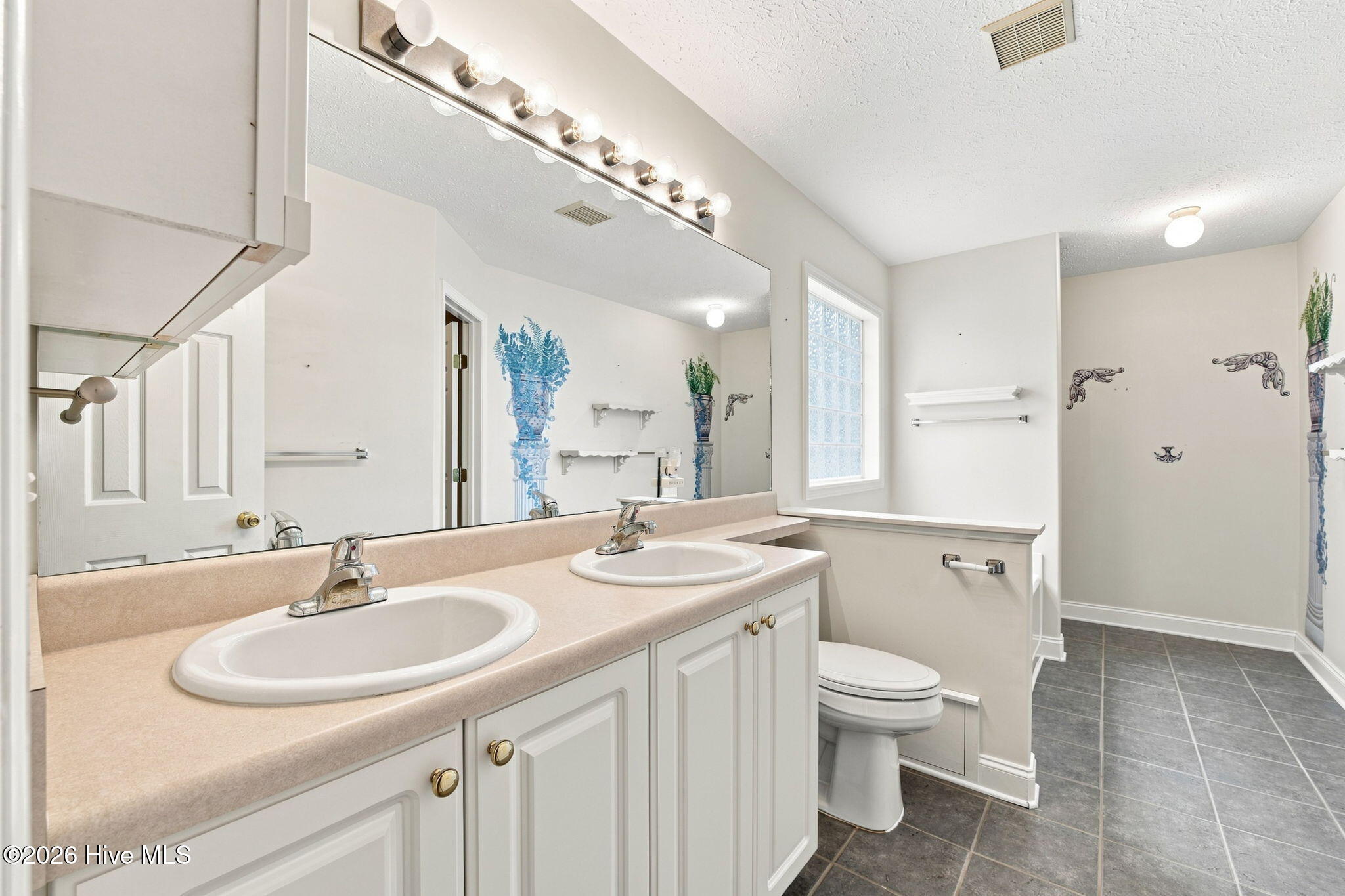 104 Uster Court Property Photo 20