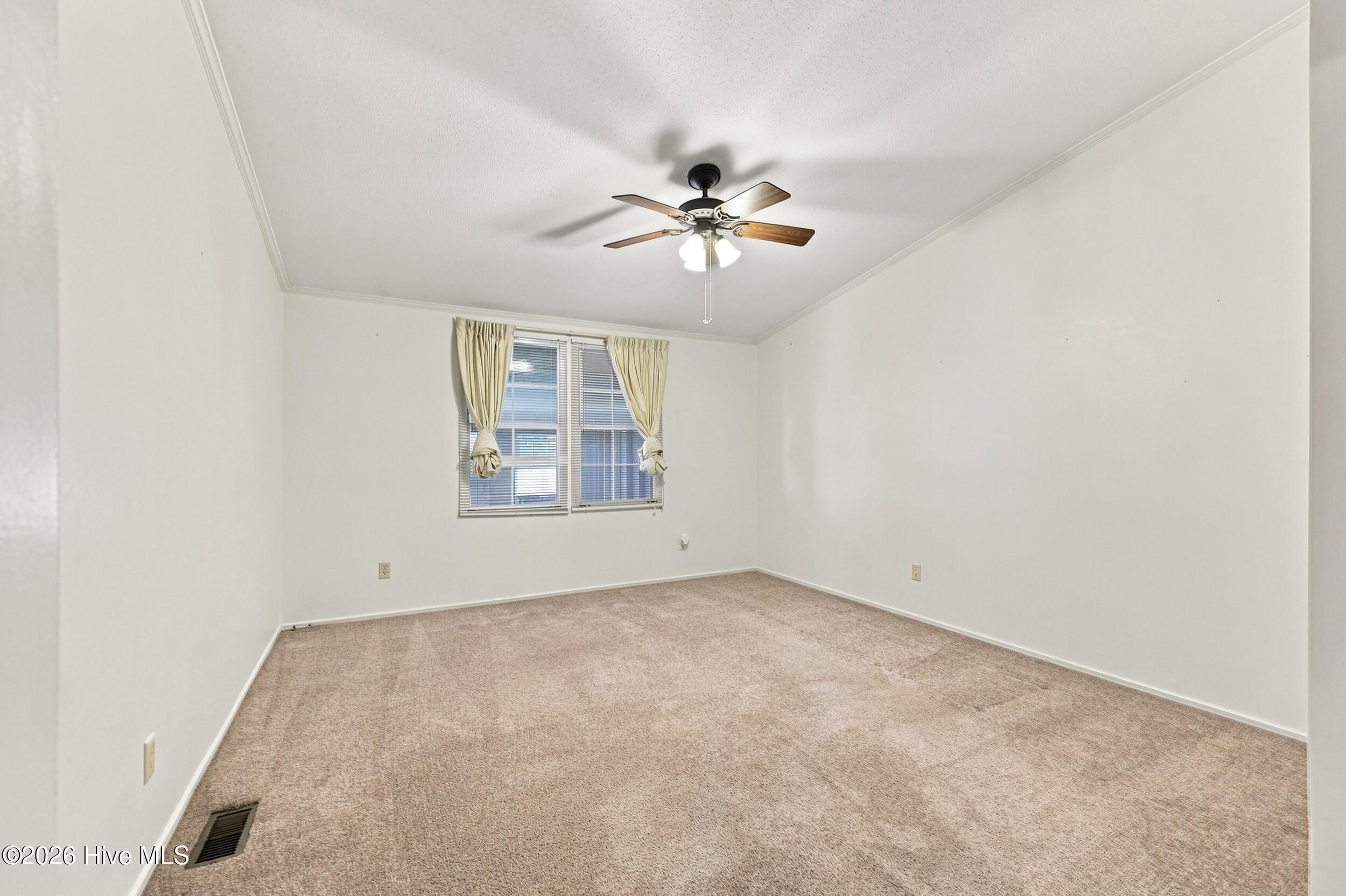 989 Simpson Ditch Road Property Photo 16