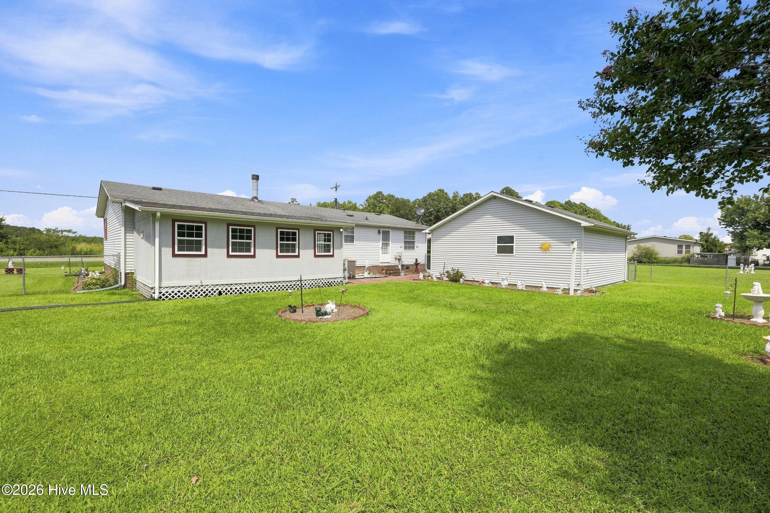 989 Simpson Ditch Road Property Photo 28