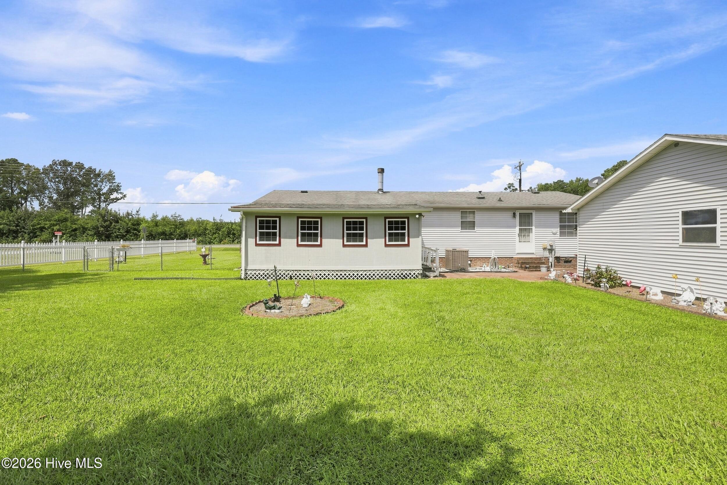 989 Simpson Ditch Road Property Photo 29