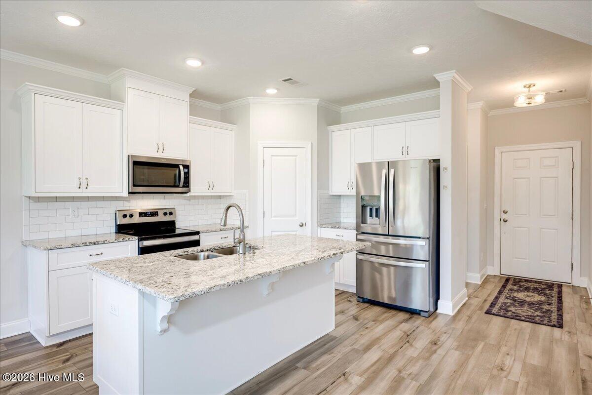 331 Avignon Drive Property Photo 10