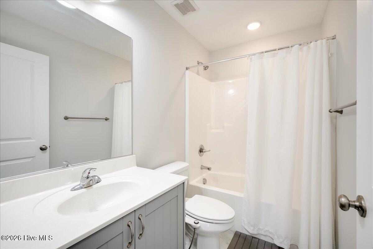 331 Avignon Drive Property Photo 27