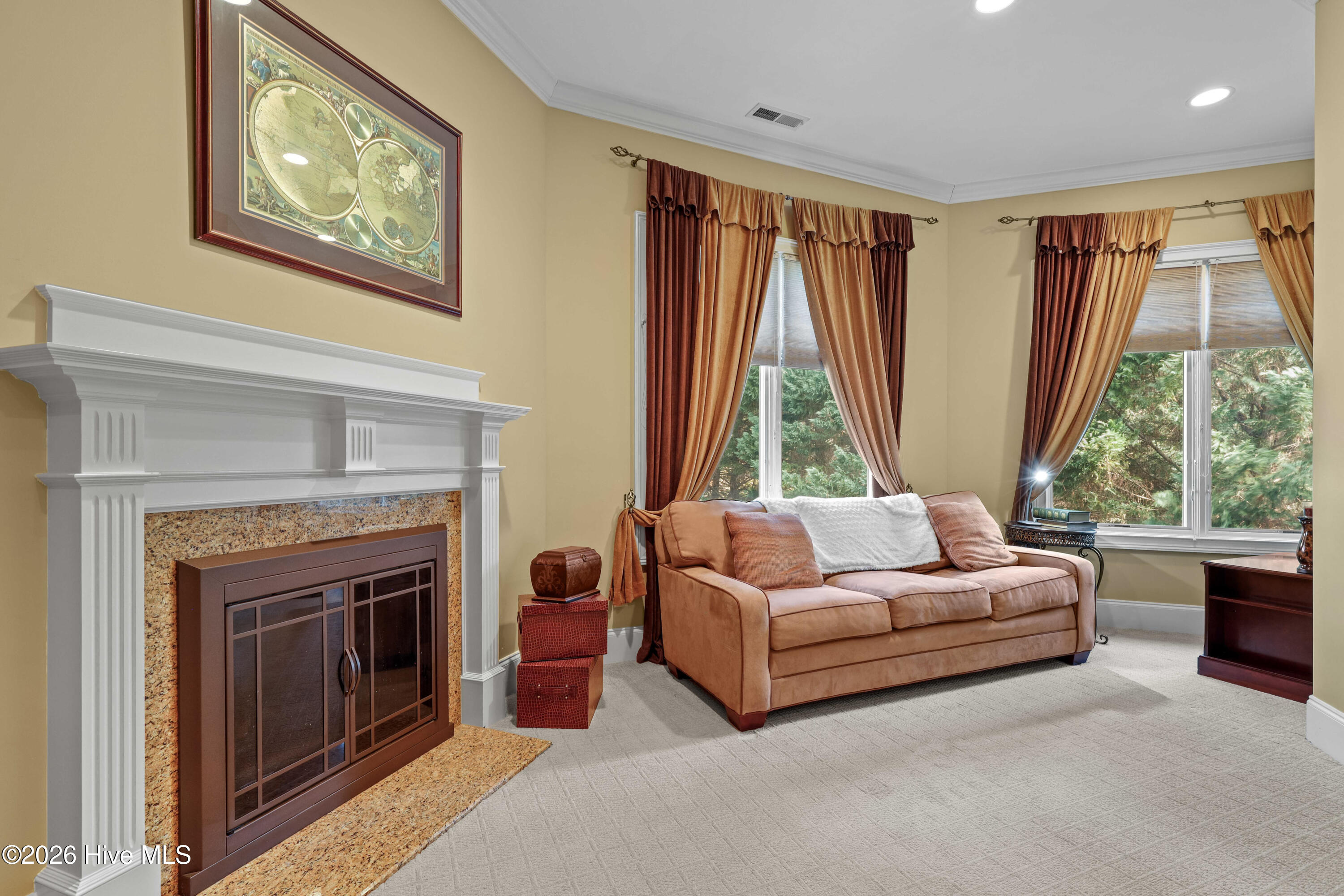 190 National Drive Property Photo 25
