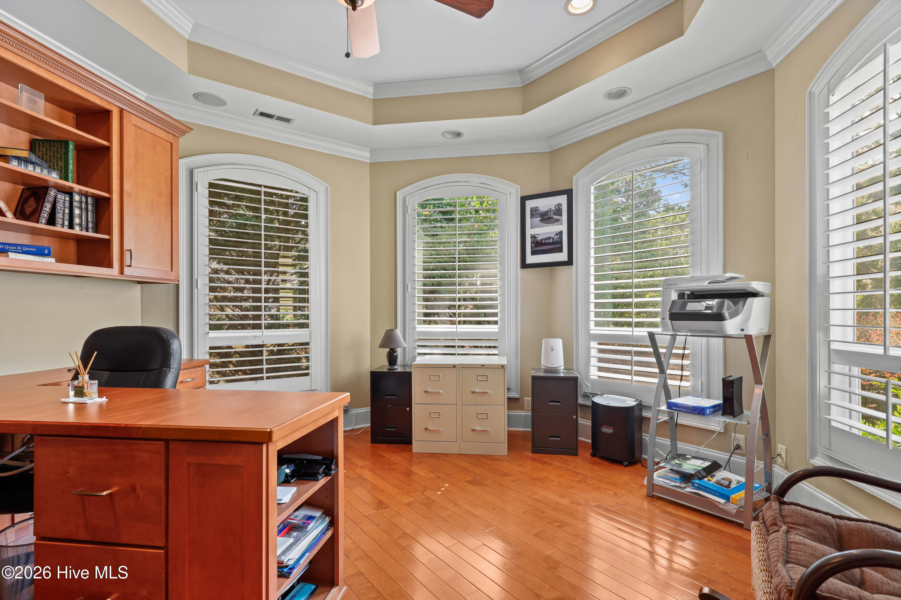 190 National Drive Property Photo 29