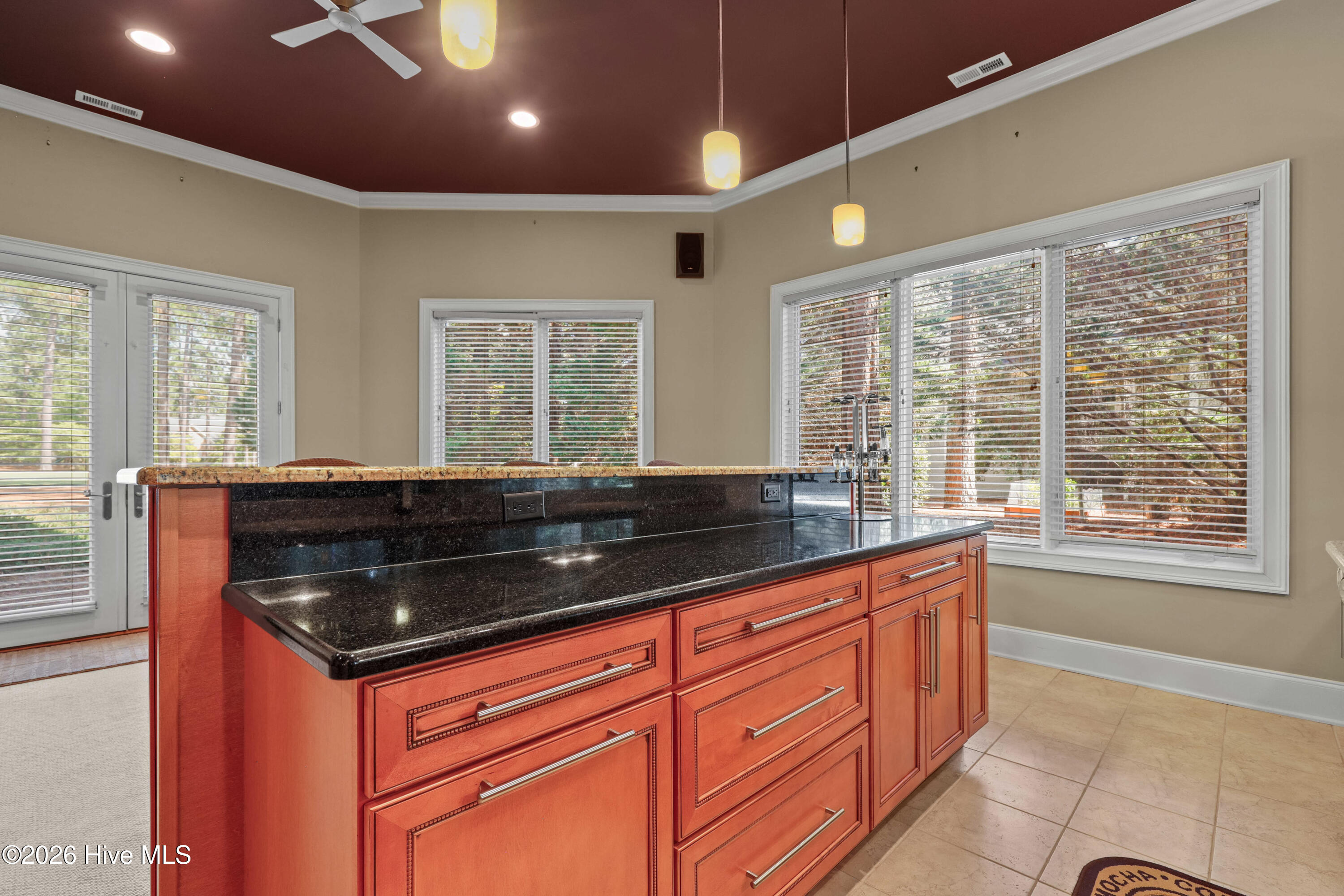 190 National Drive Property Photo 48