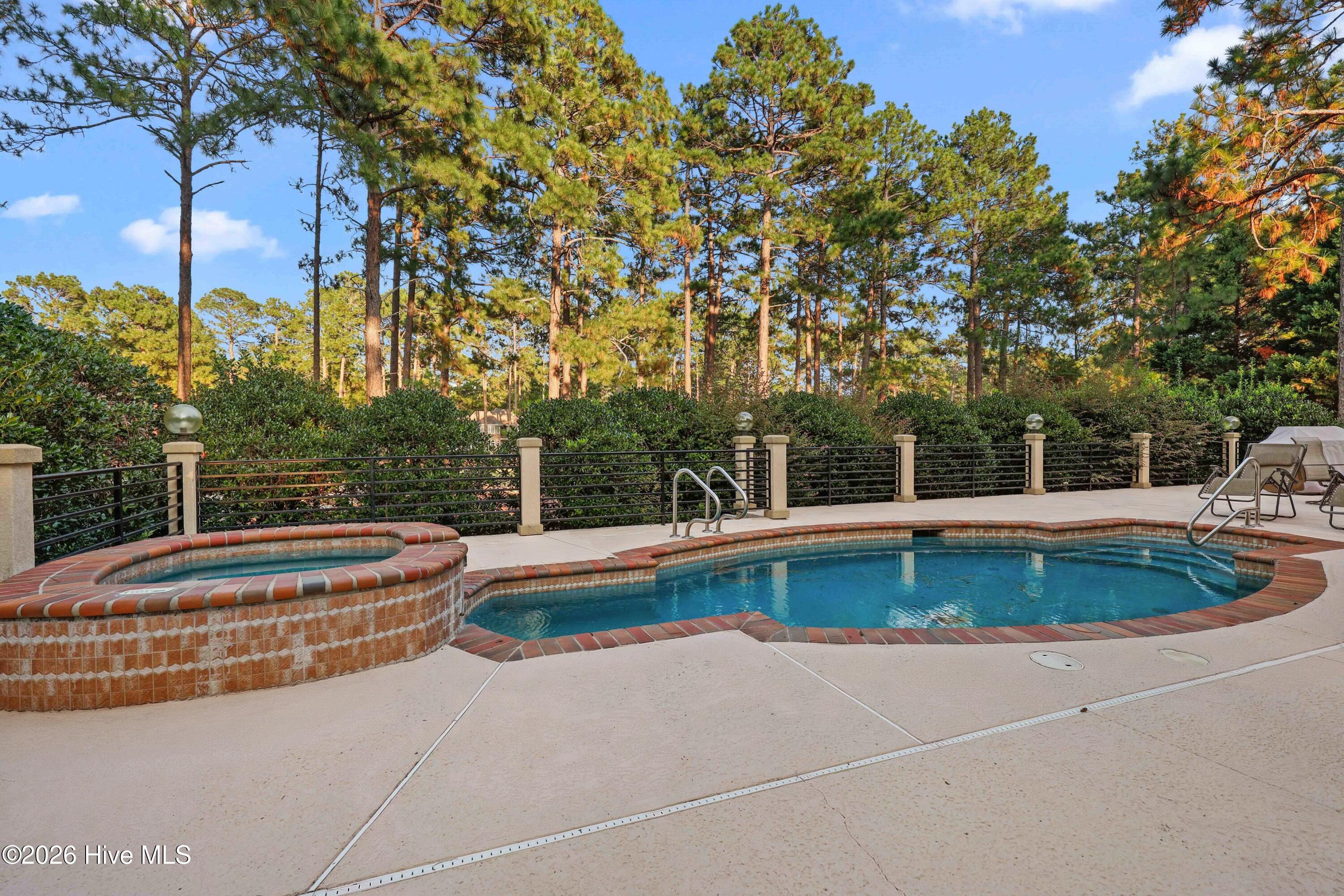 190 National Drive Property Photo 61