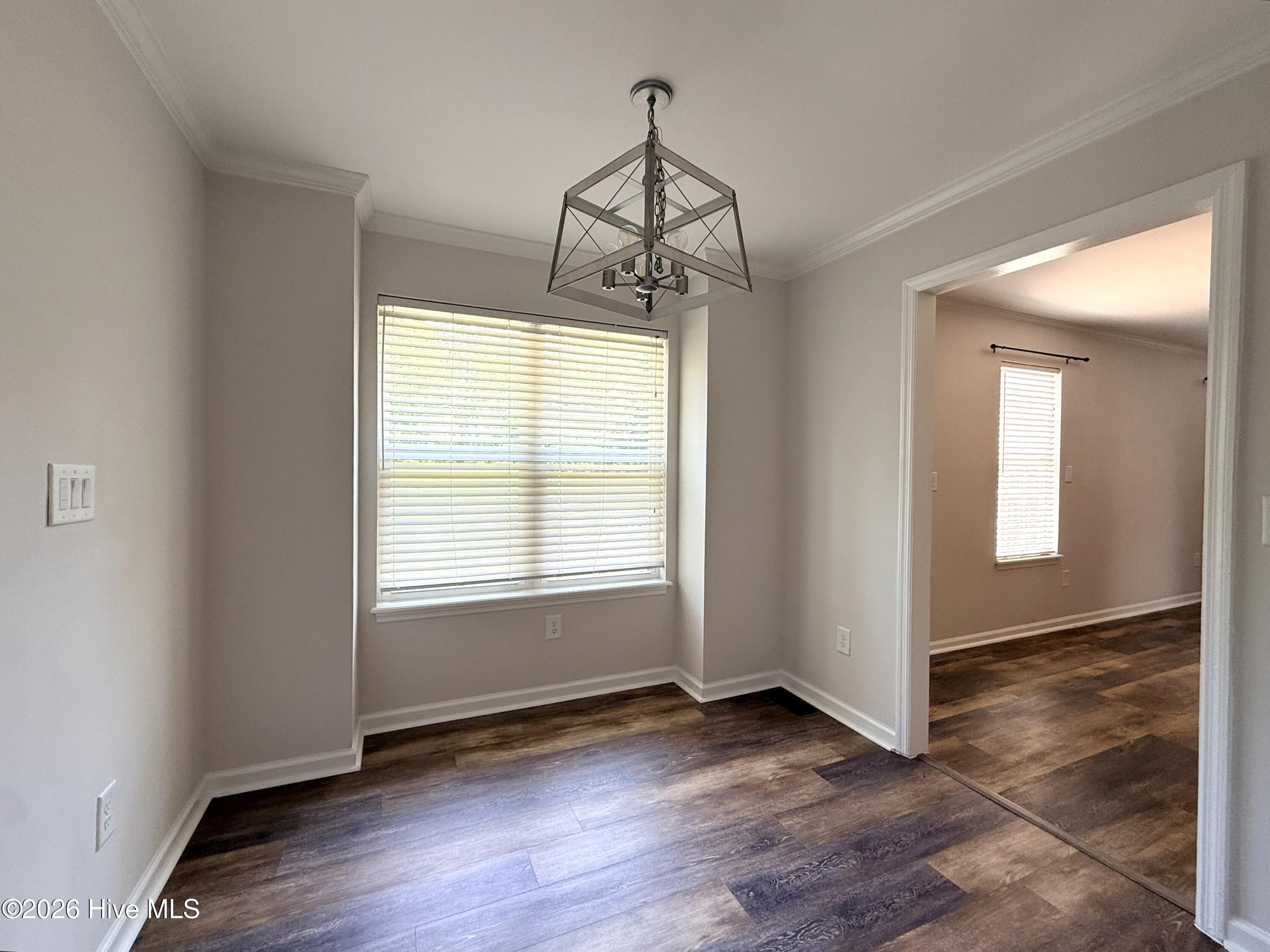 211 Holden Drive Property Photo 11