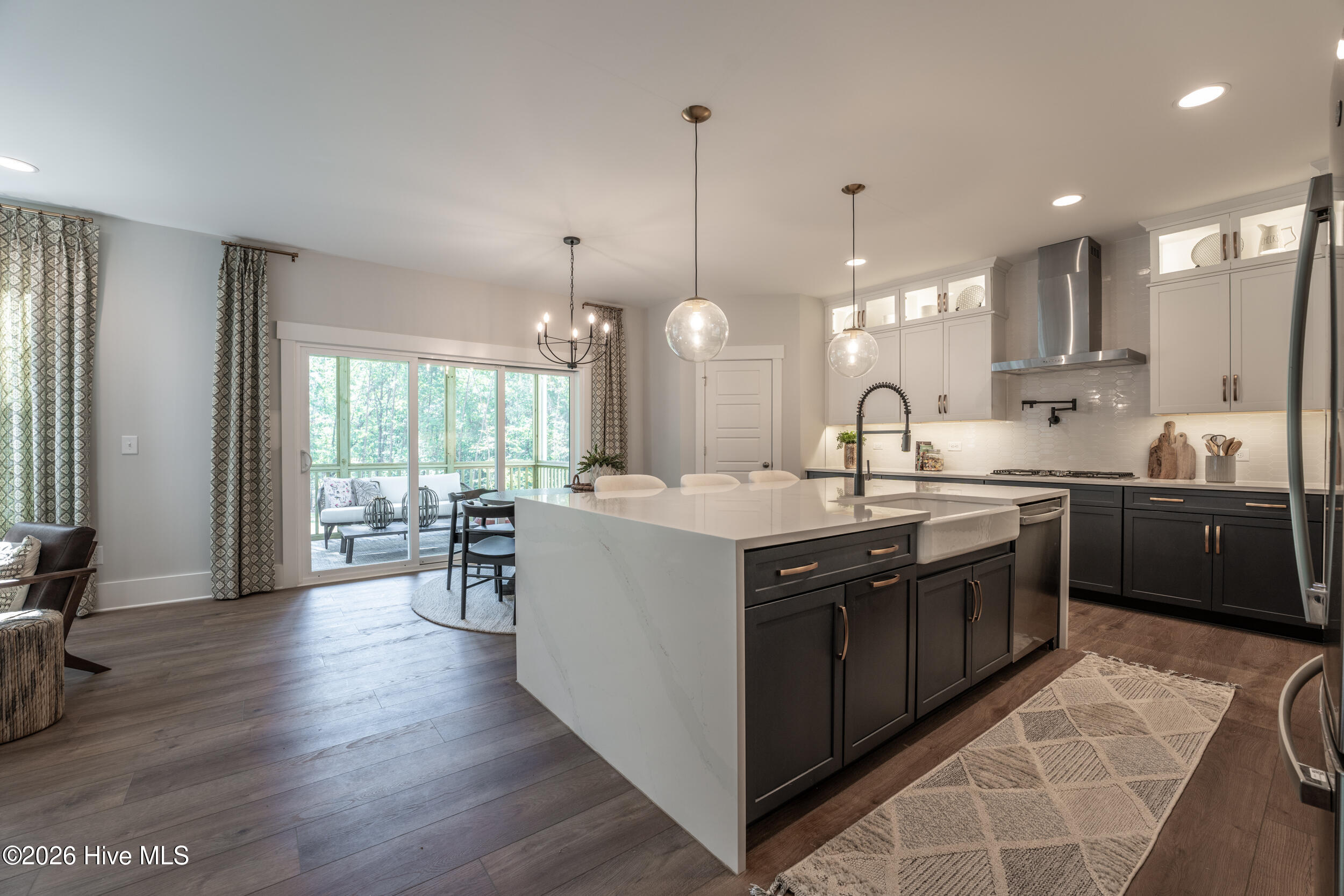 307 Oak Meadow Lane Property Photo 8