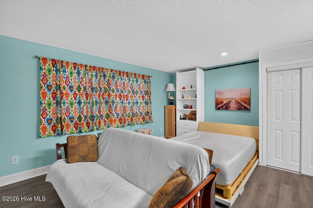 6216 Harbourside Drive Property Photo 3