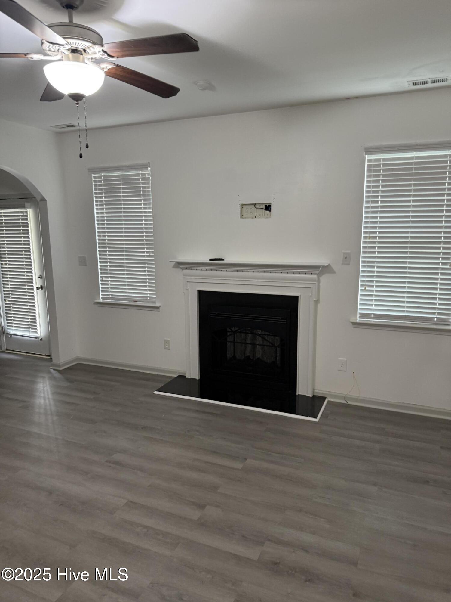 659 Roanoke Drive Property Photo 6