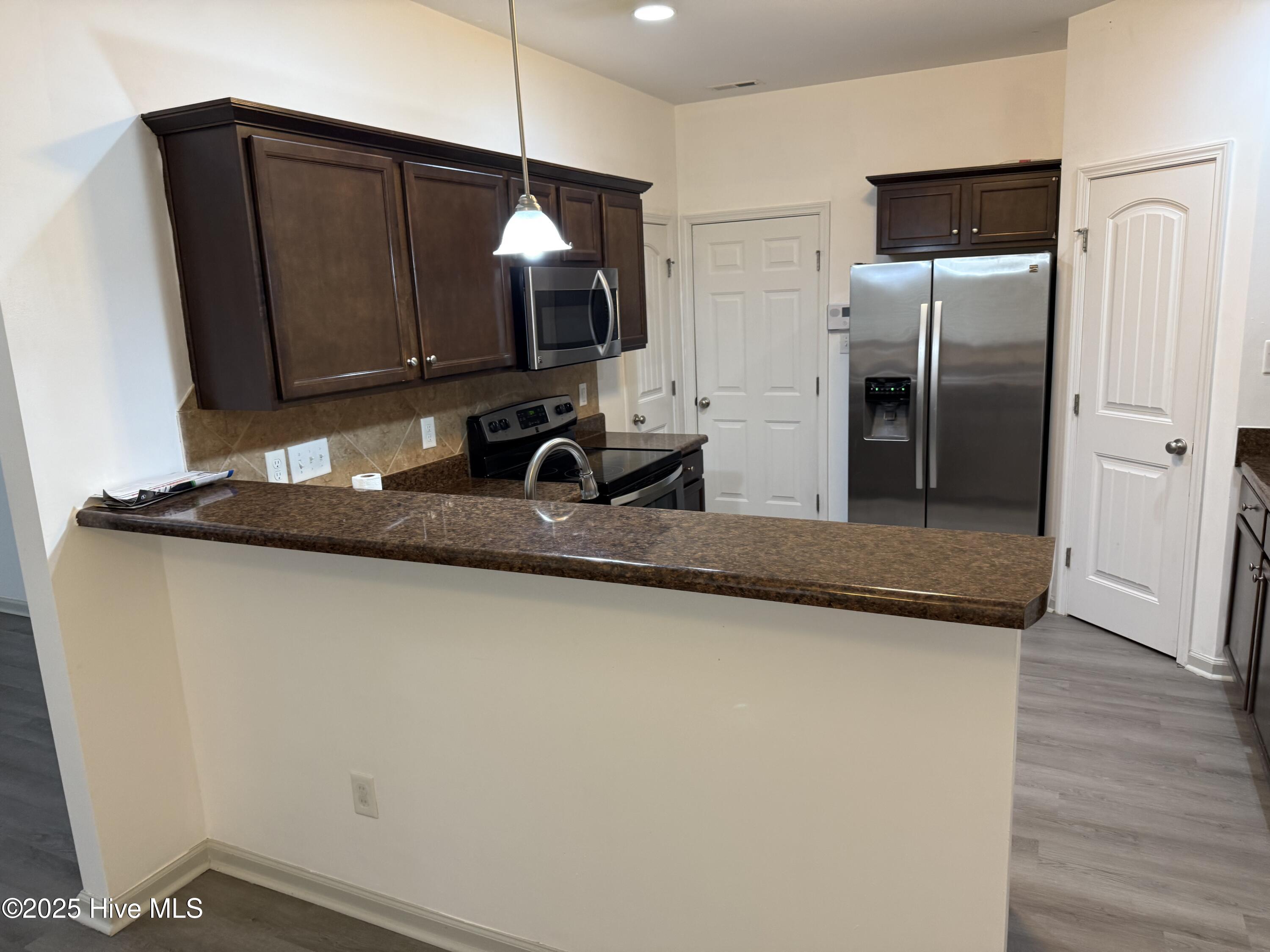 659 Roanoke Drive Property Photo 11