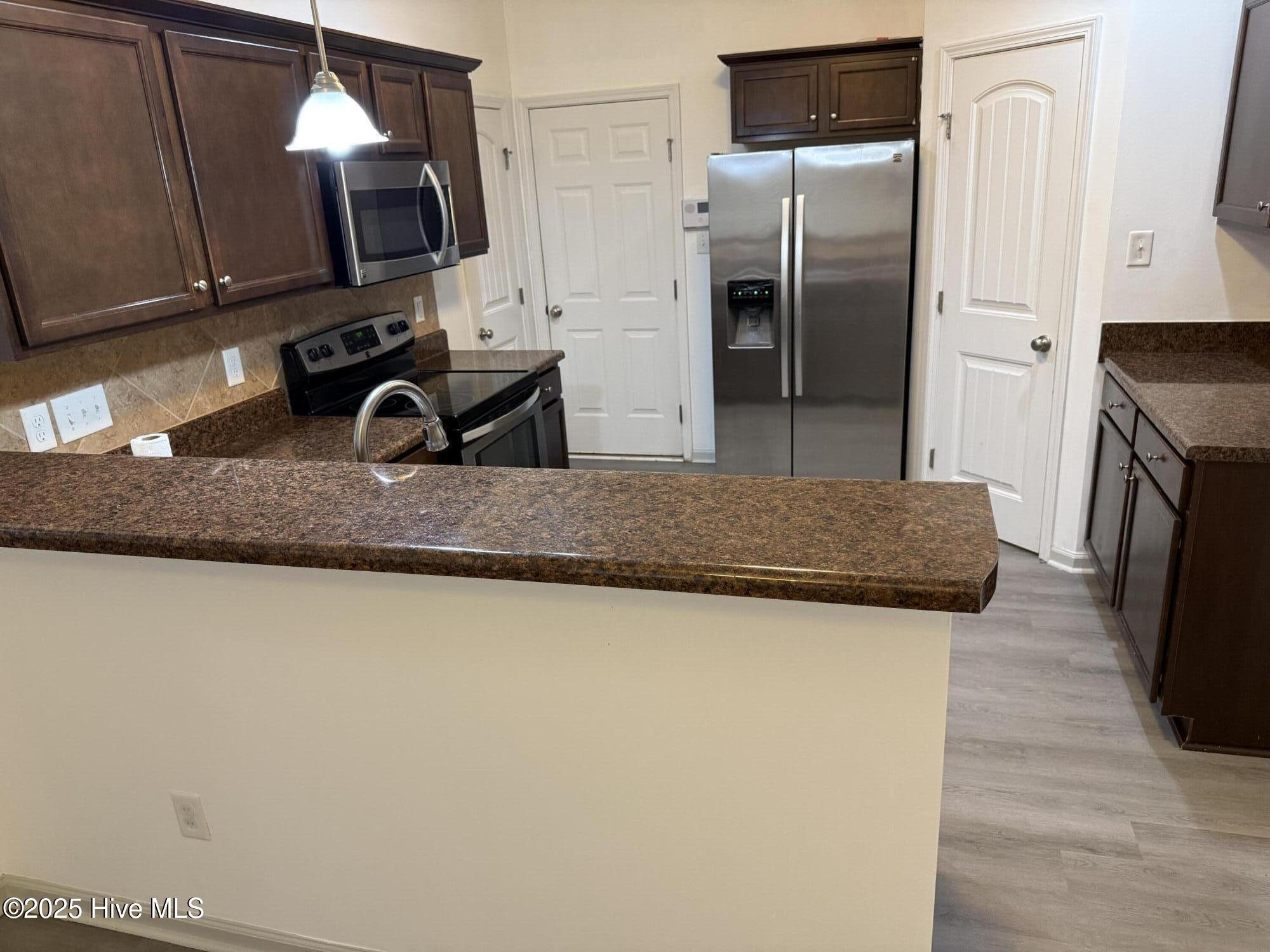 659 Roanoke Drive Property Photo 17