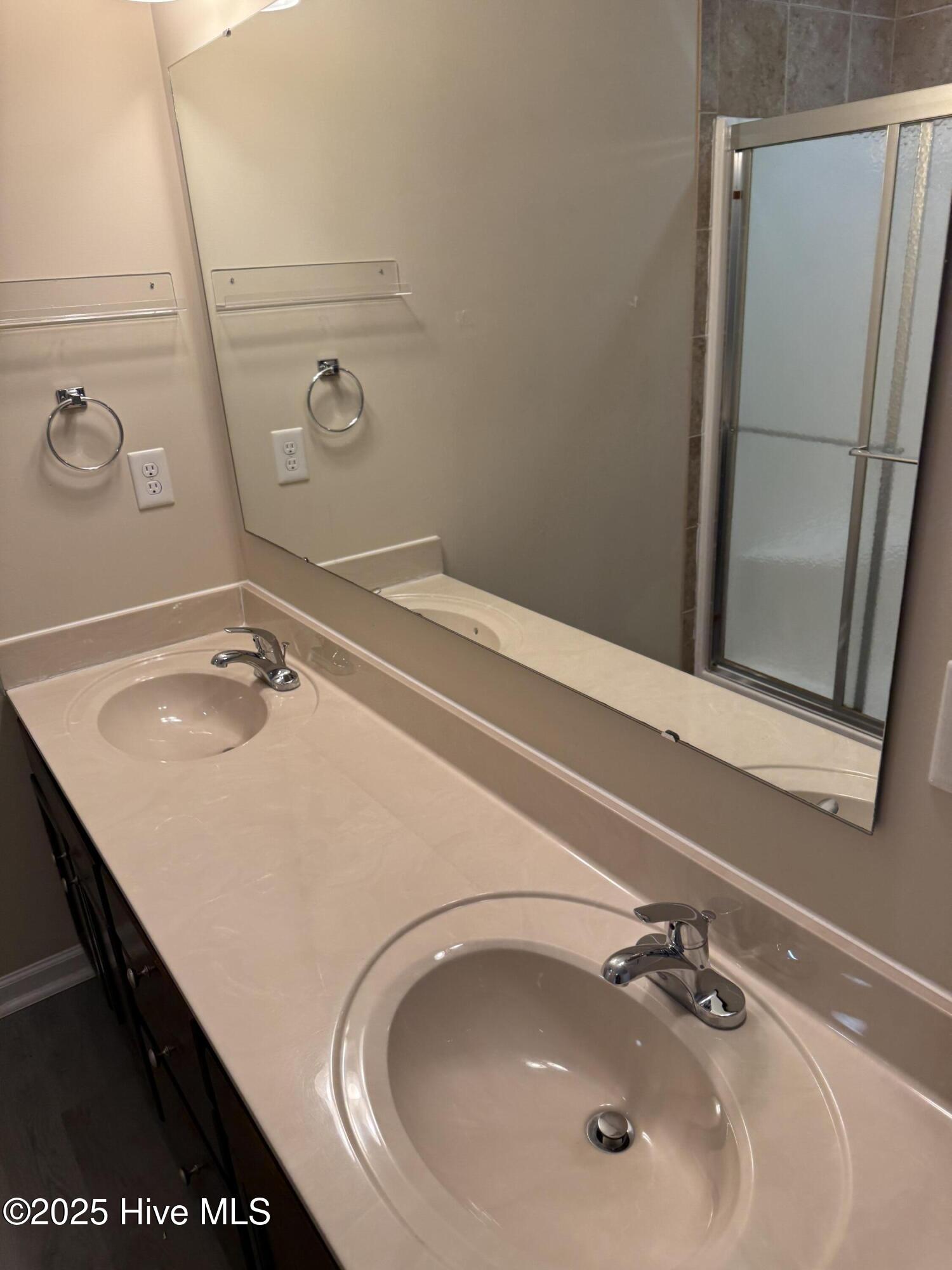 659 Roanoke Drive Property Photo 32