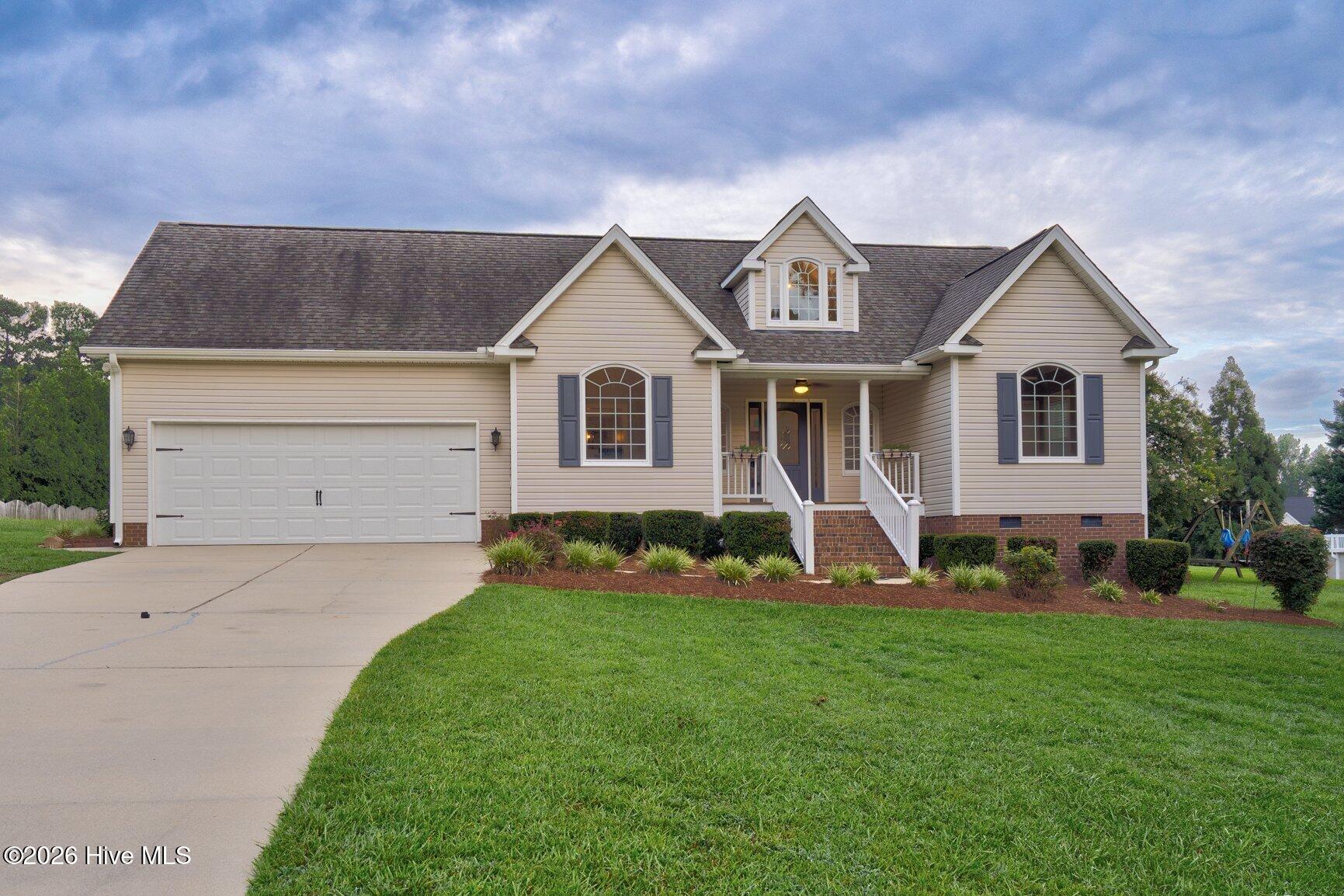 1101 Tyler Farms Drive Property Photo 2