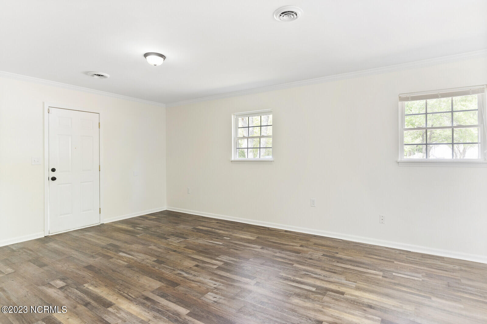 125 W B And S Road Property Photo 29