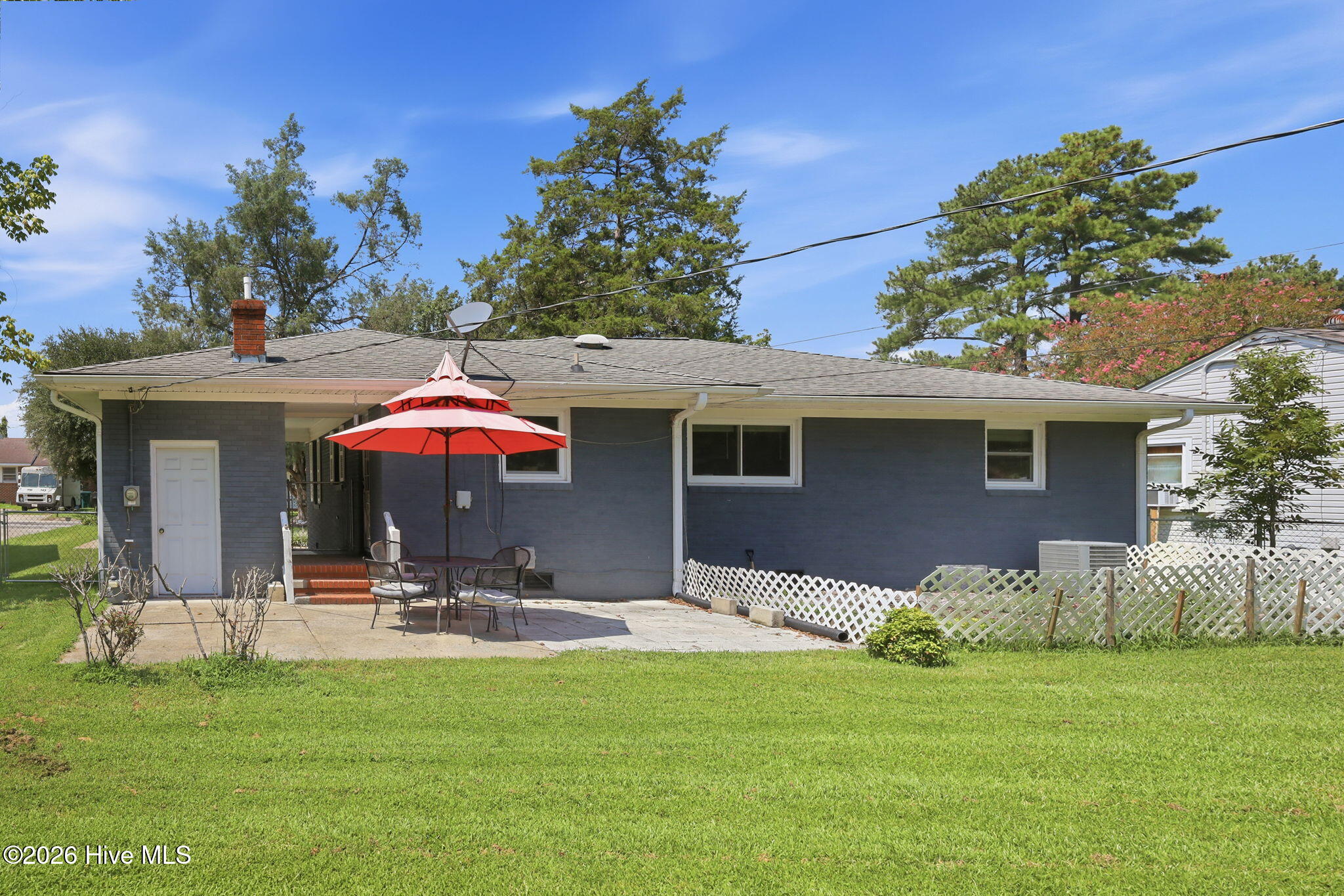 111 Jackson Street Property Photo 4