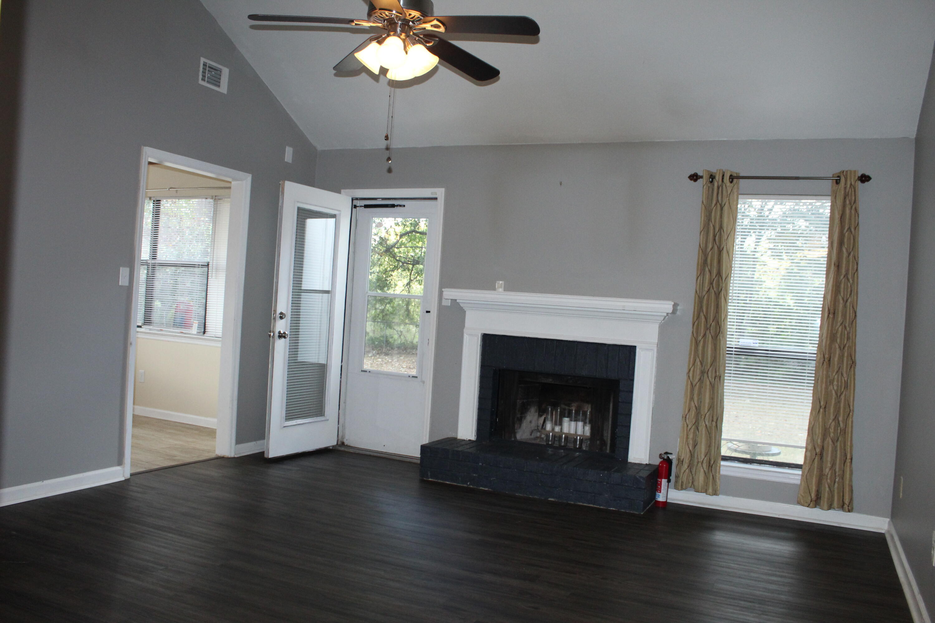 1015 Country Place Drive Property Photo 25