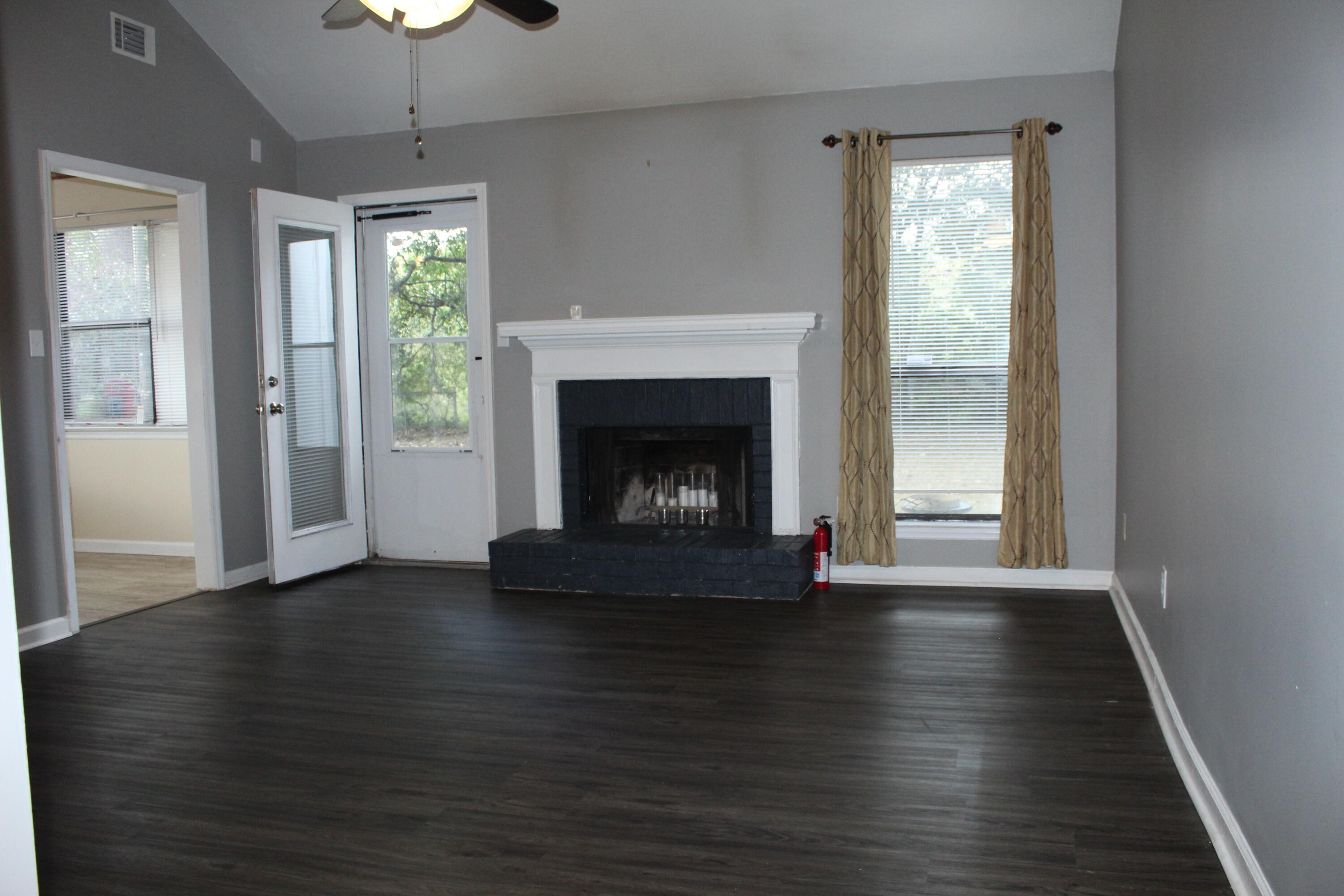 1015 Country Place Drive Property Photo 26
