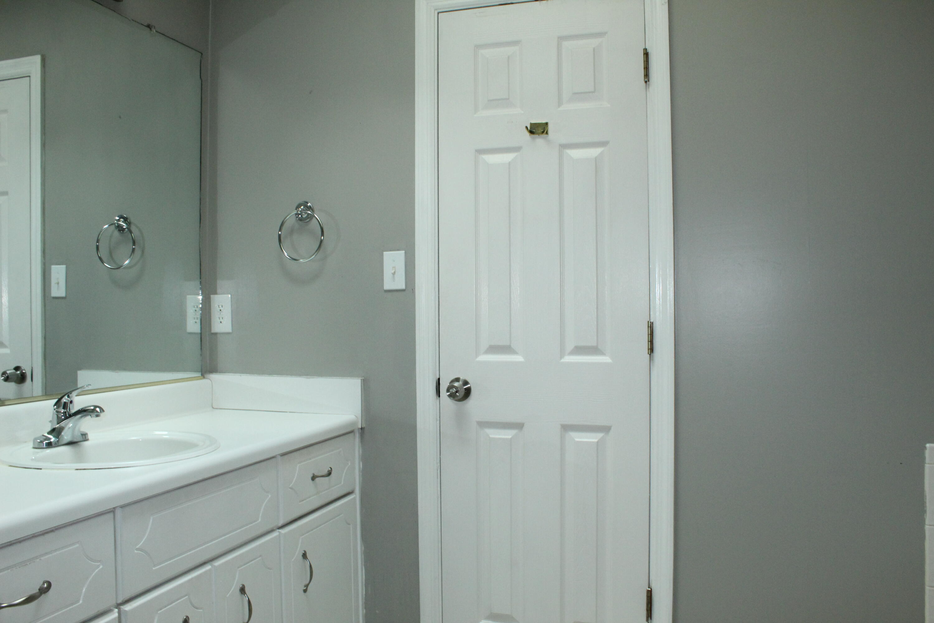 1015 Country Place Drive Property Photo 46