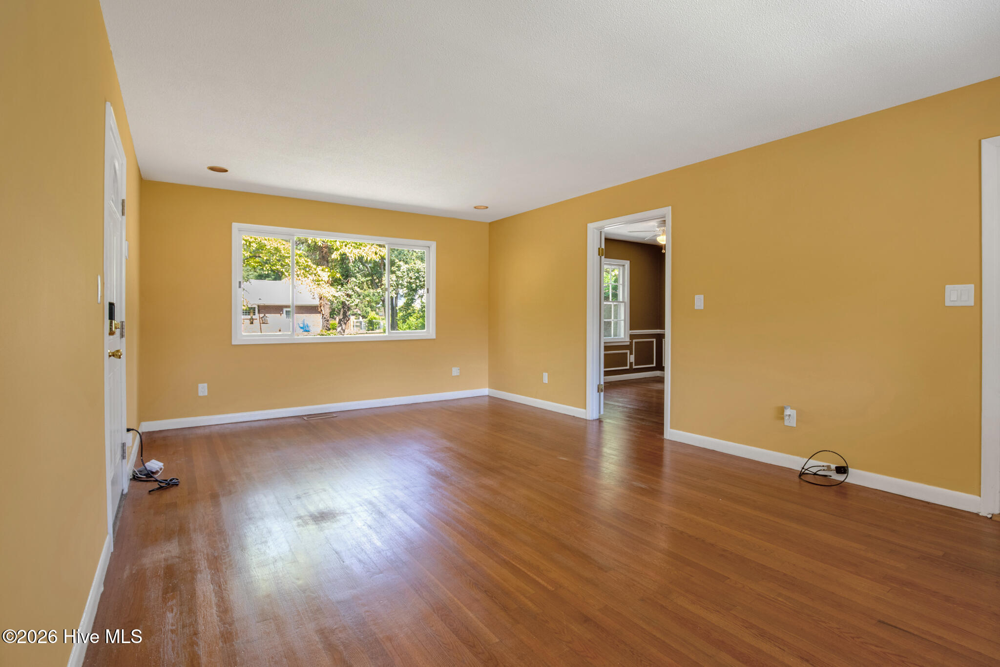 419 Dunmore Road Property Photo 5