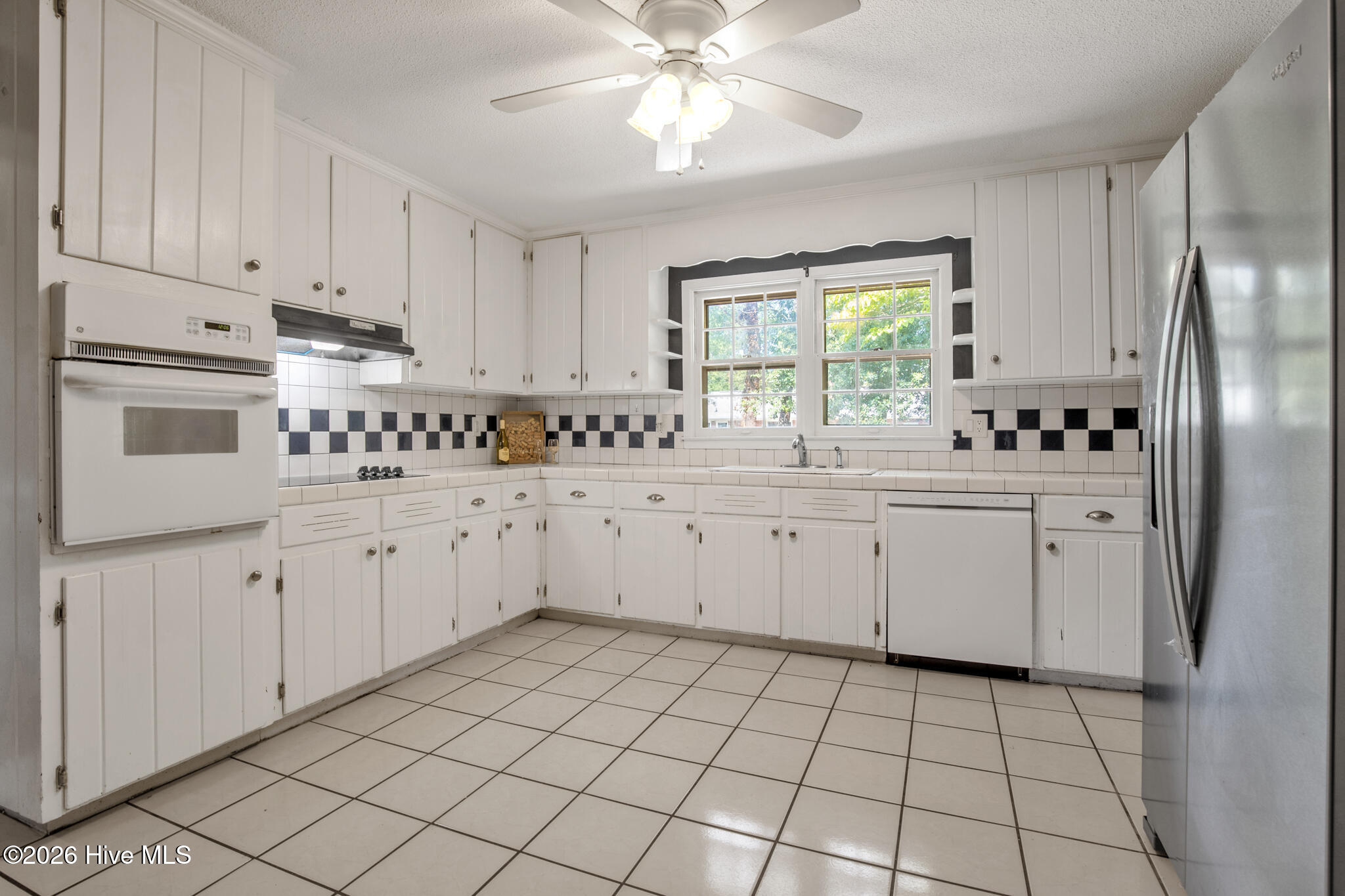 419 Dunmore Road Property Photo 8