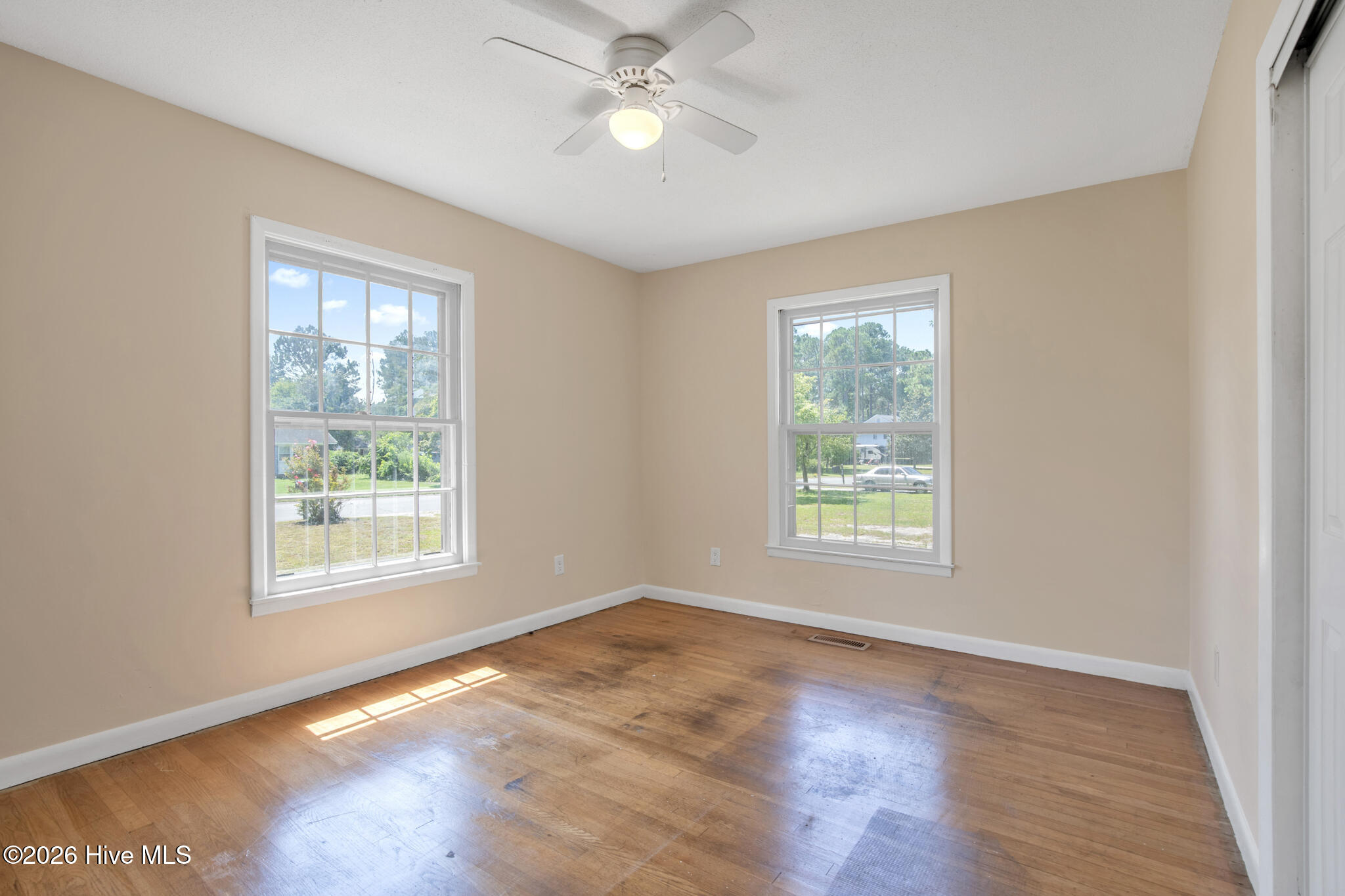 419 Dunmore Road Property Photo 17