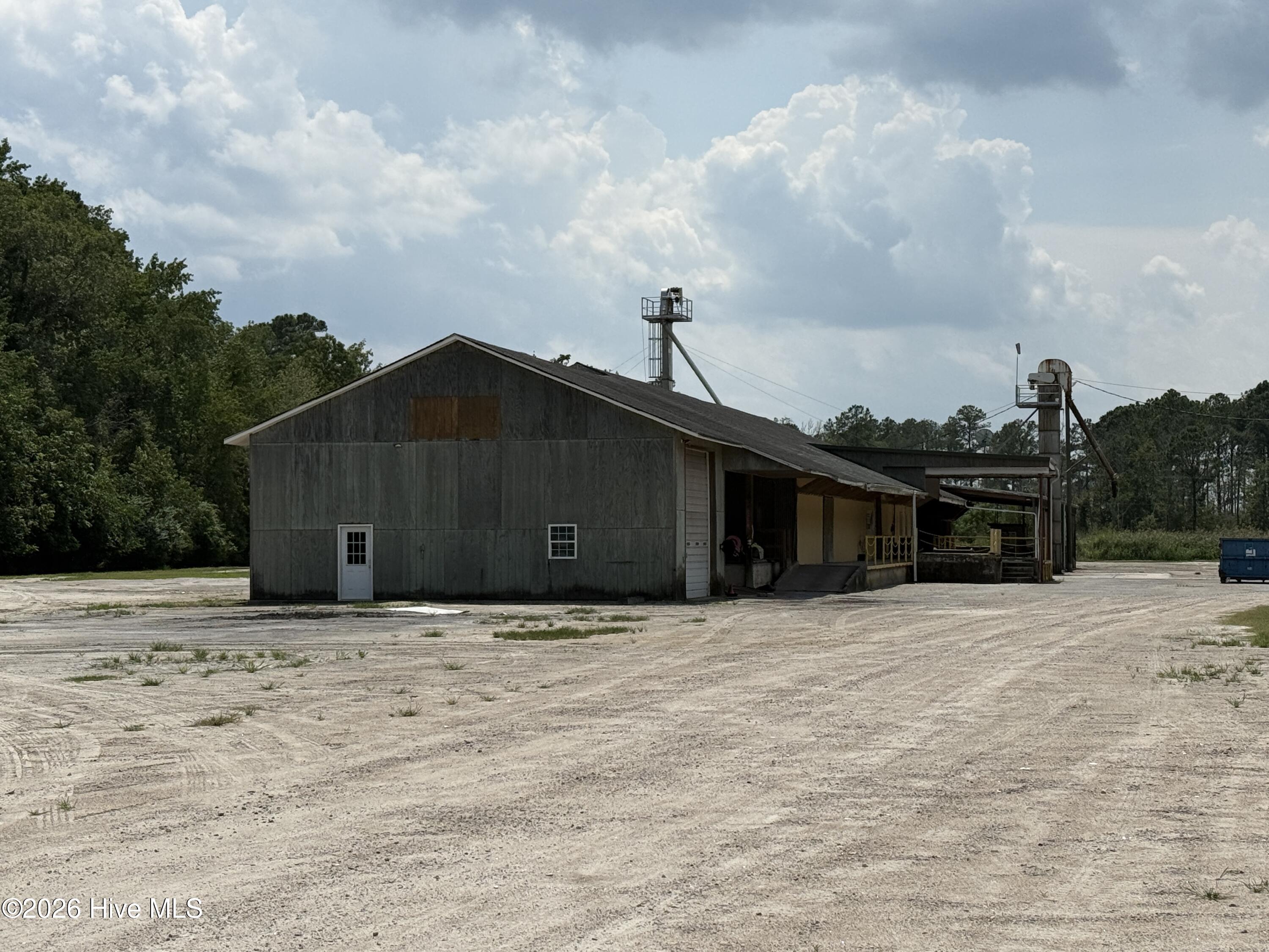 28536 Us 264 Highway E Property Photo 1