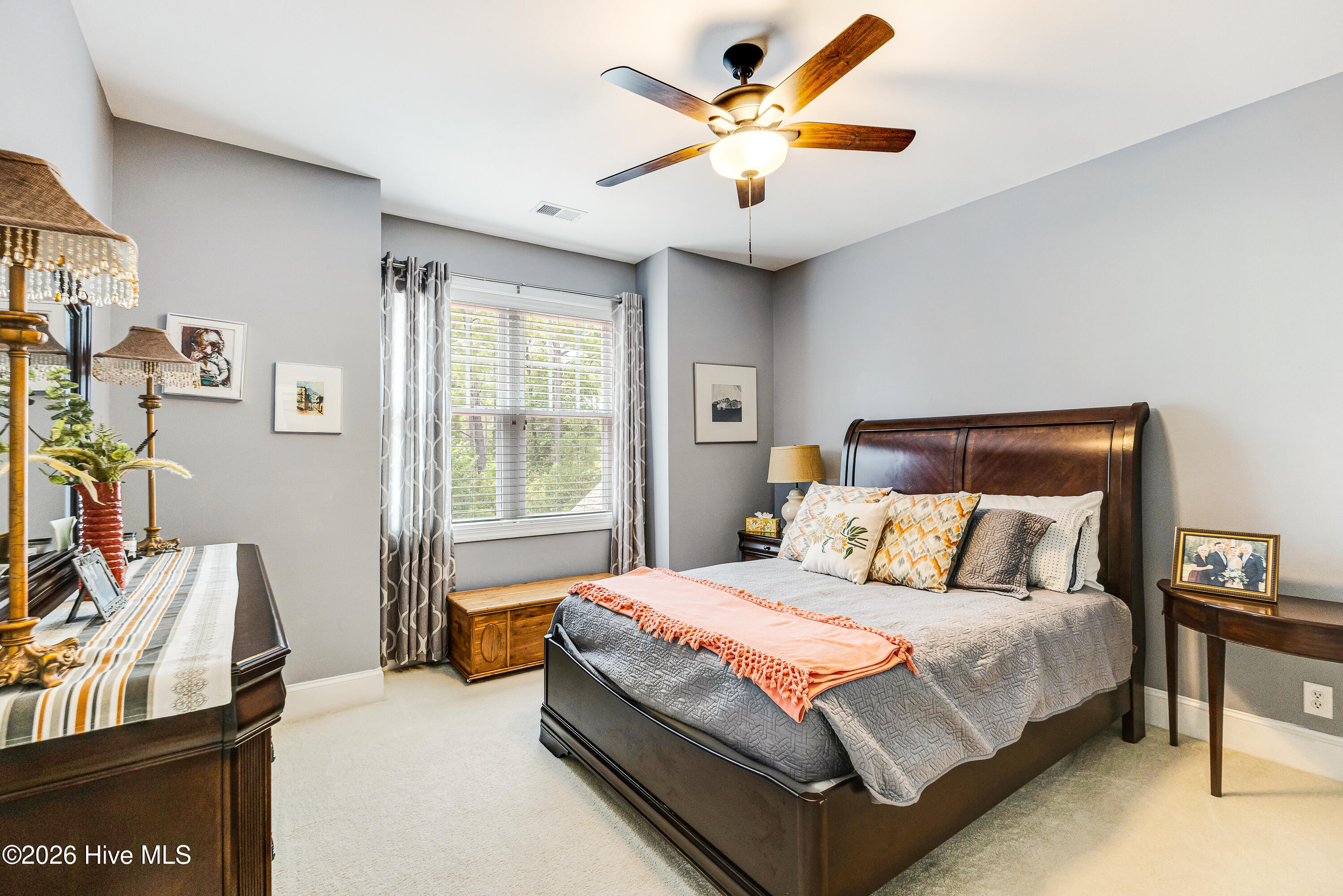1127 Sea Bourne Way Property Photo 32