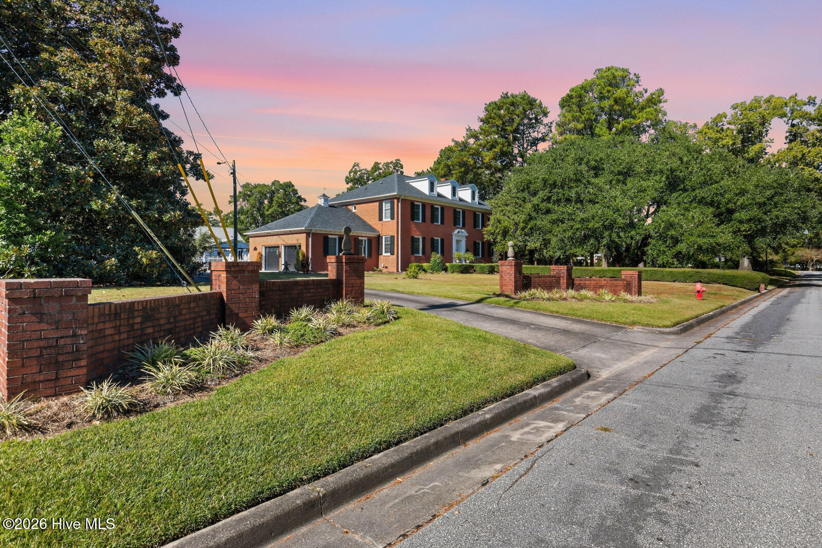 415 Woodland Drive