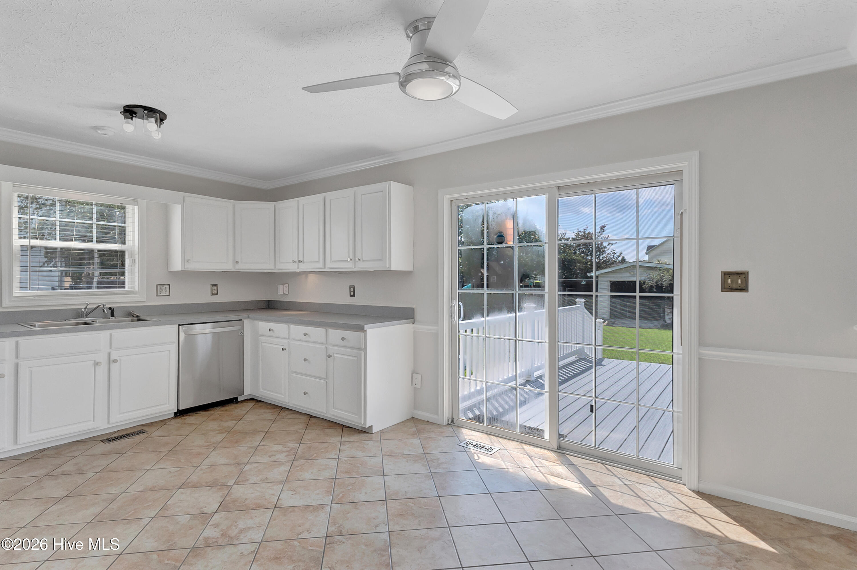 204 Hudson Lane Property Photo 13