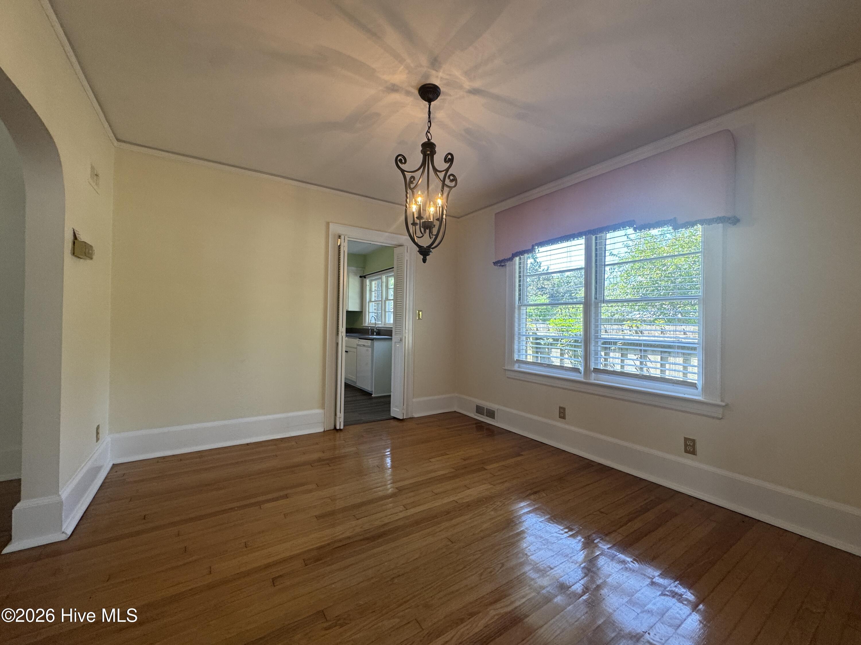 6 Keaton Avenue Property Photo 8