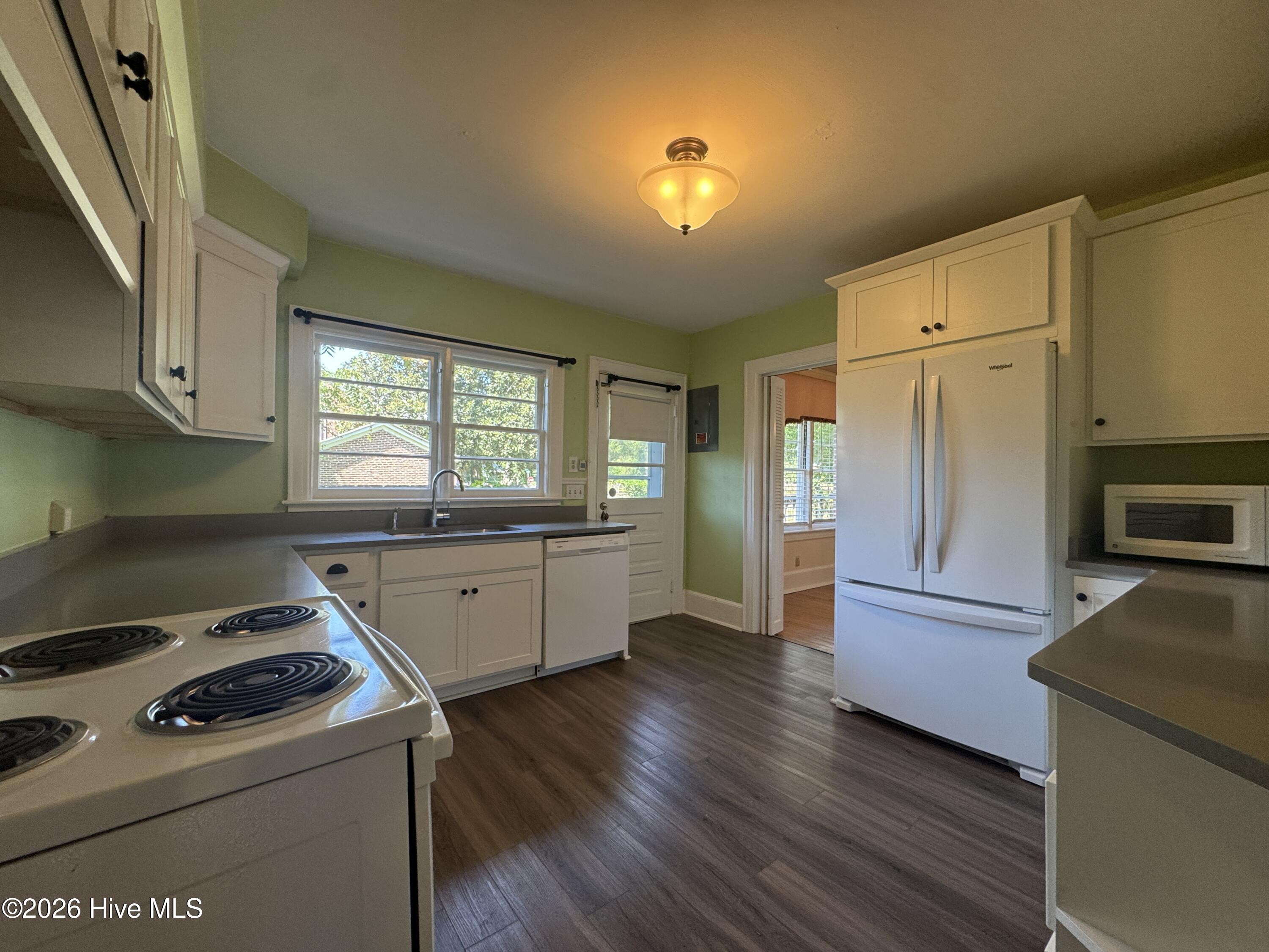 6 Keaton Avenue Property Photo 10