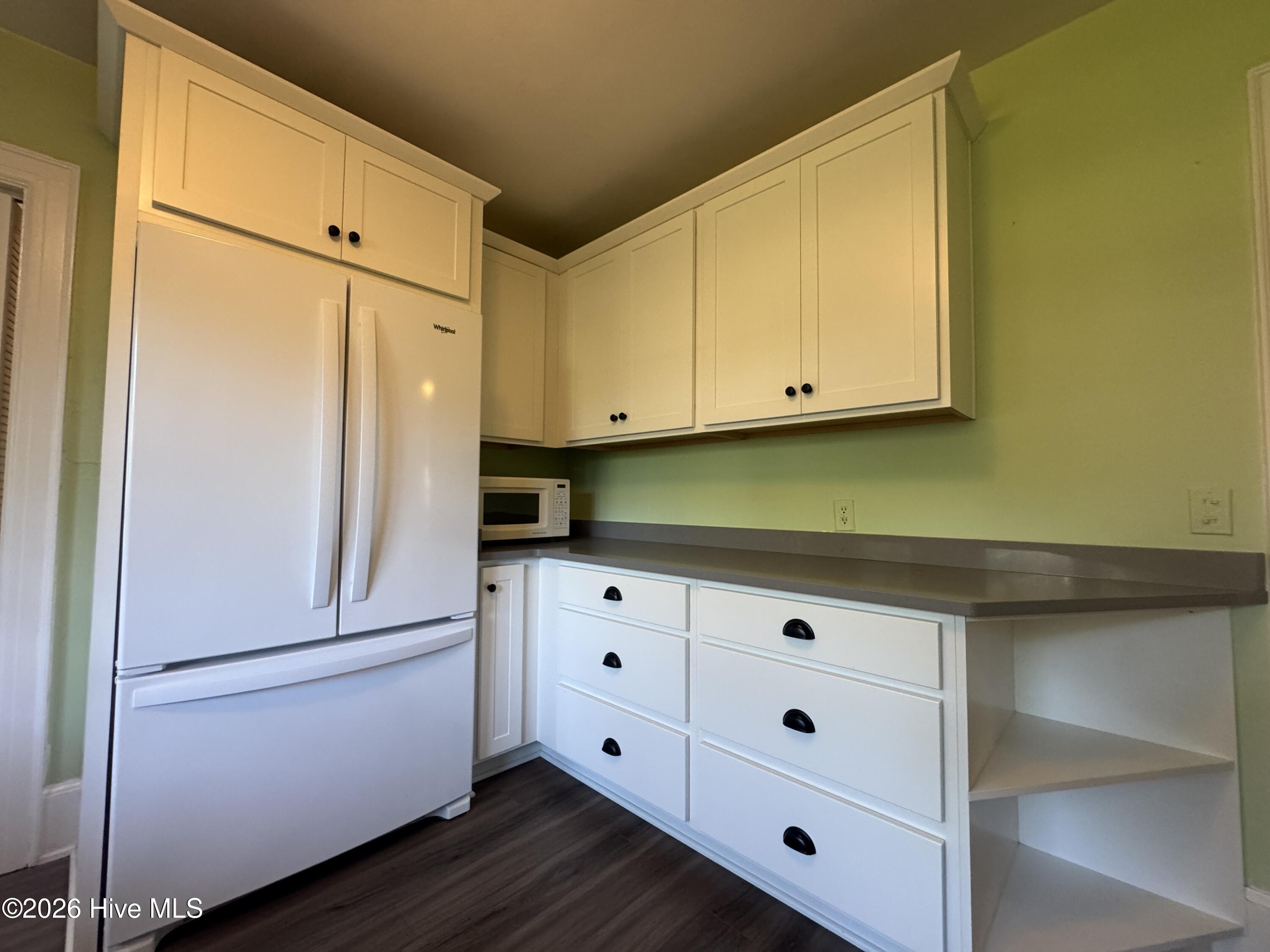 6 Keaton Avenue Property Photo 12