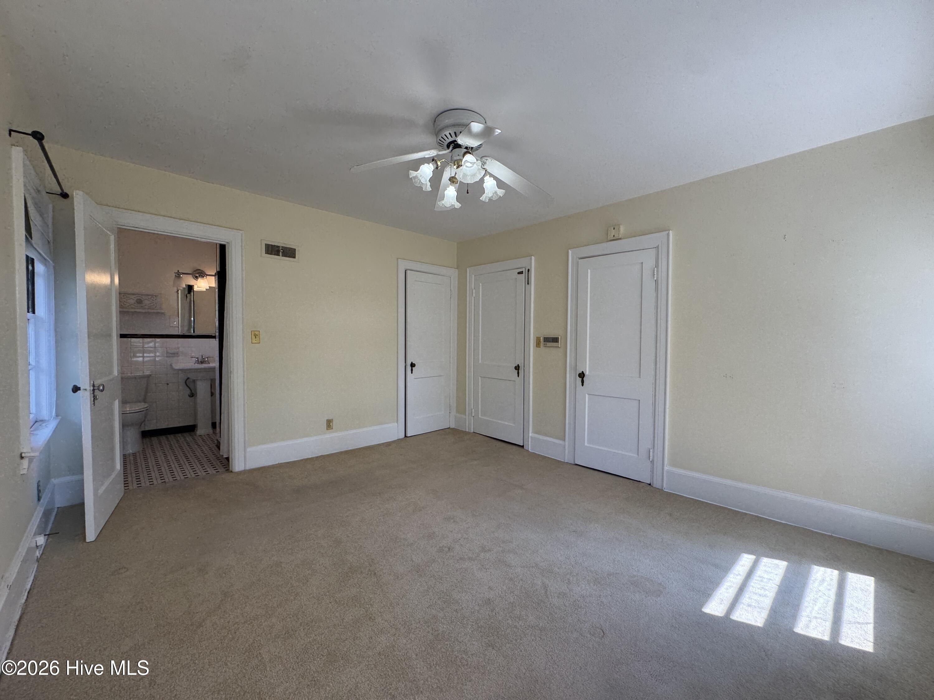 6 Keaton Avenue Property Photo 16