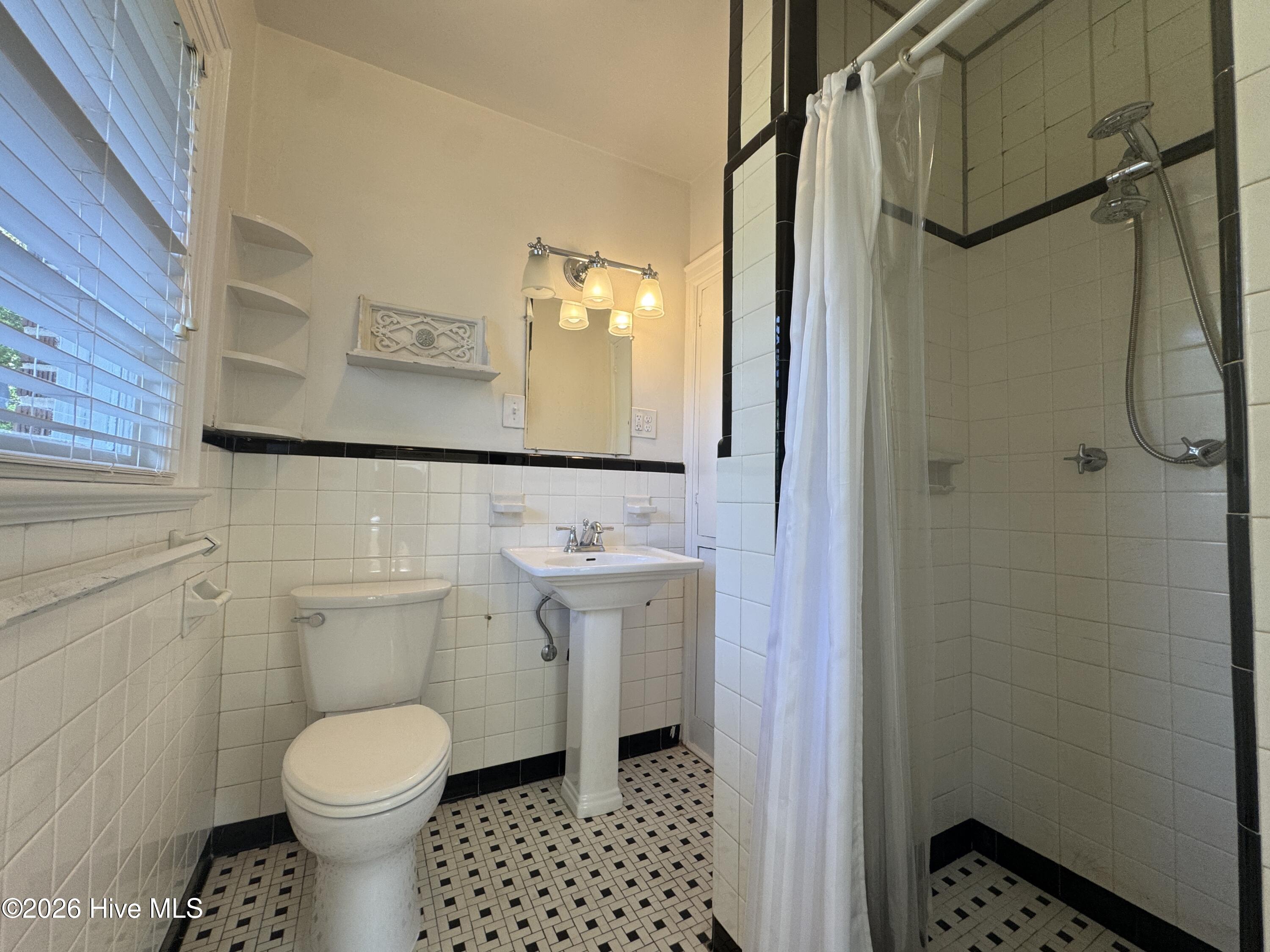 6 Keaton Avenue Property Photo 18