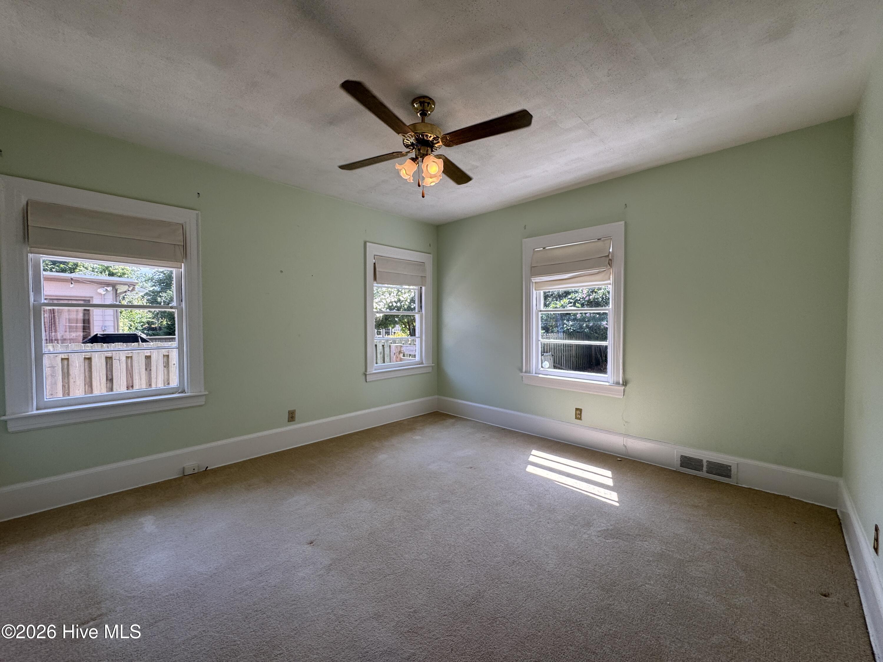 6 Keaton Avenue Property Photo 20
