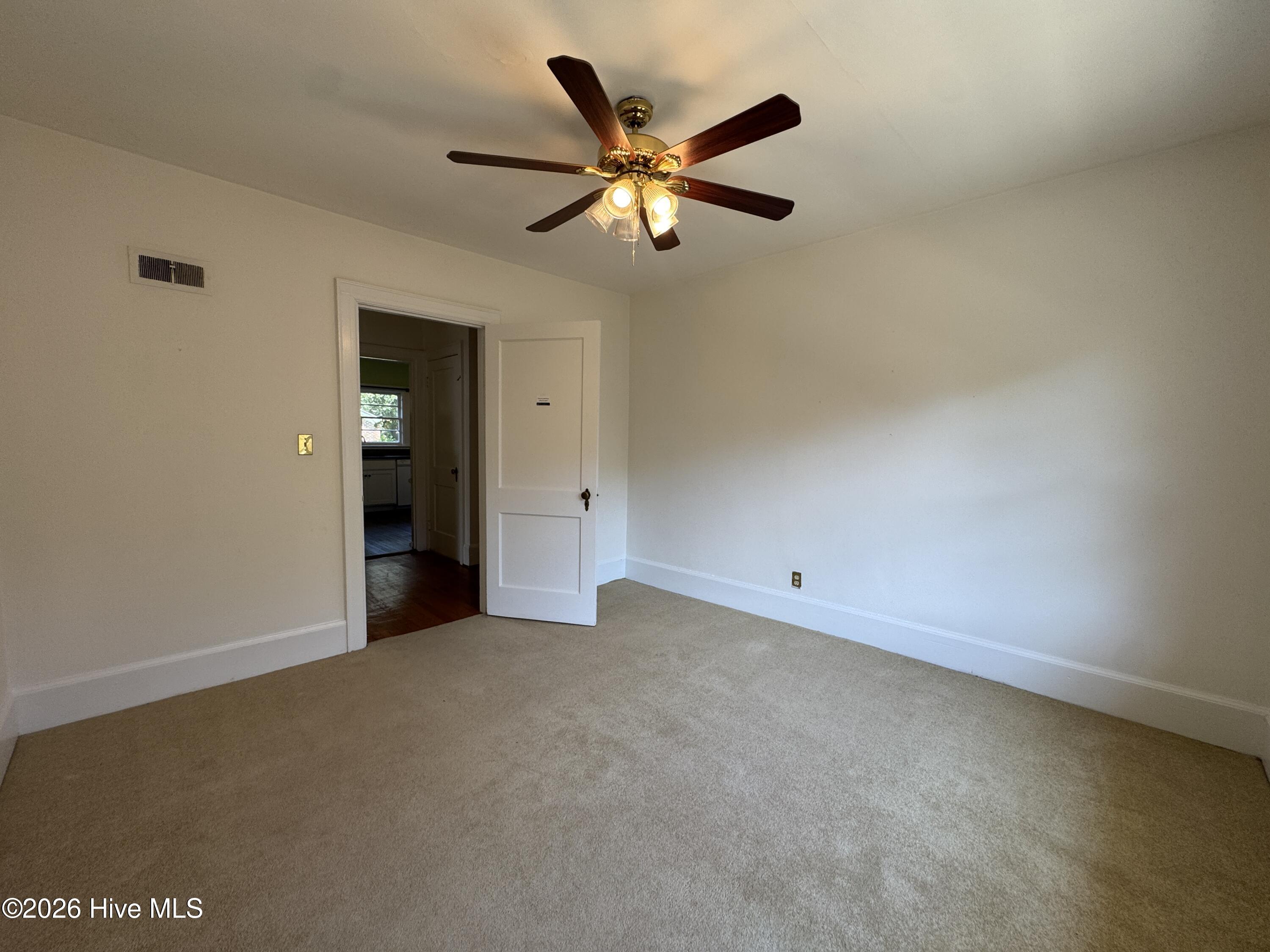 6 Keaton Avenue Property Photo 22