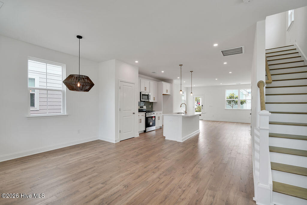 5446 Folklore Way Property Photo 11