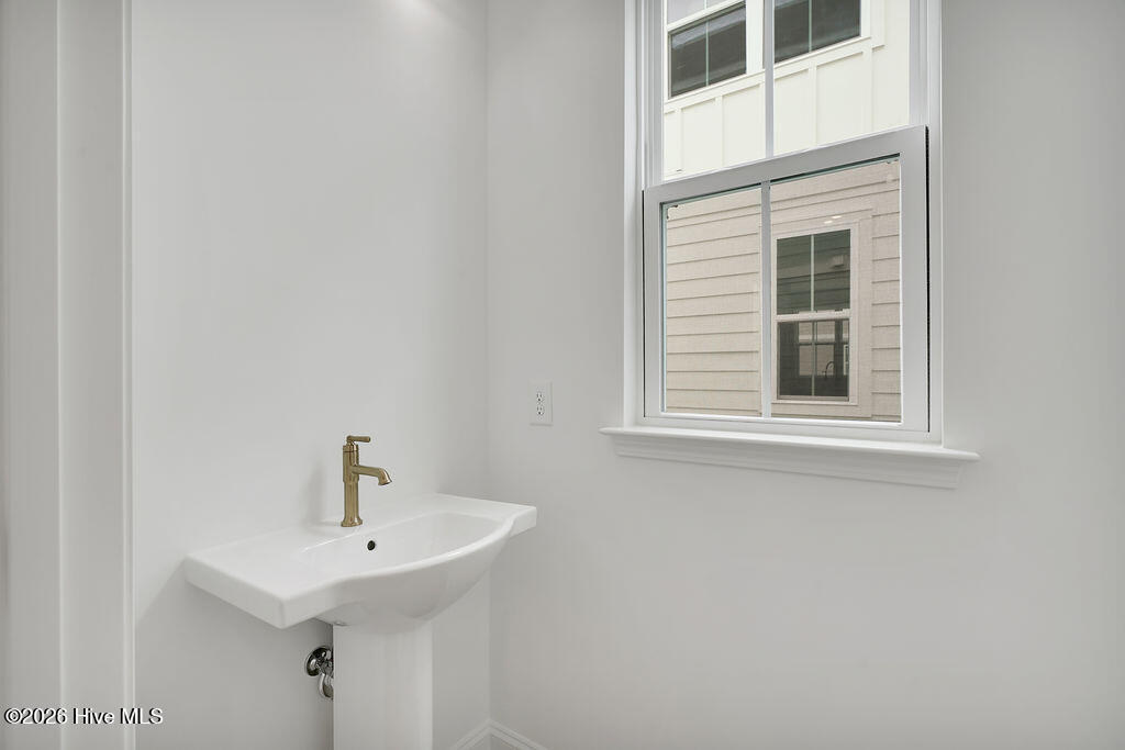 5446 Folklore Way Property Photo 17