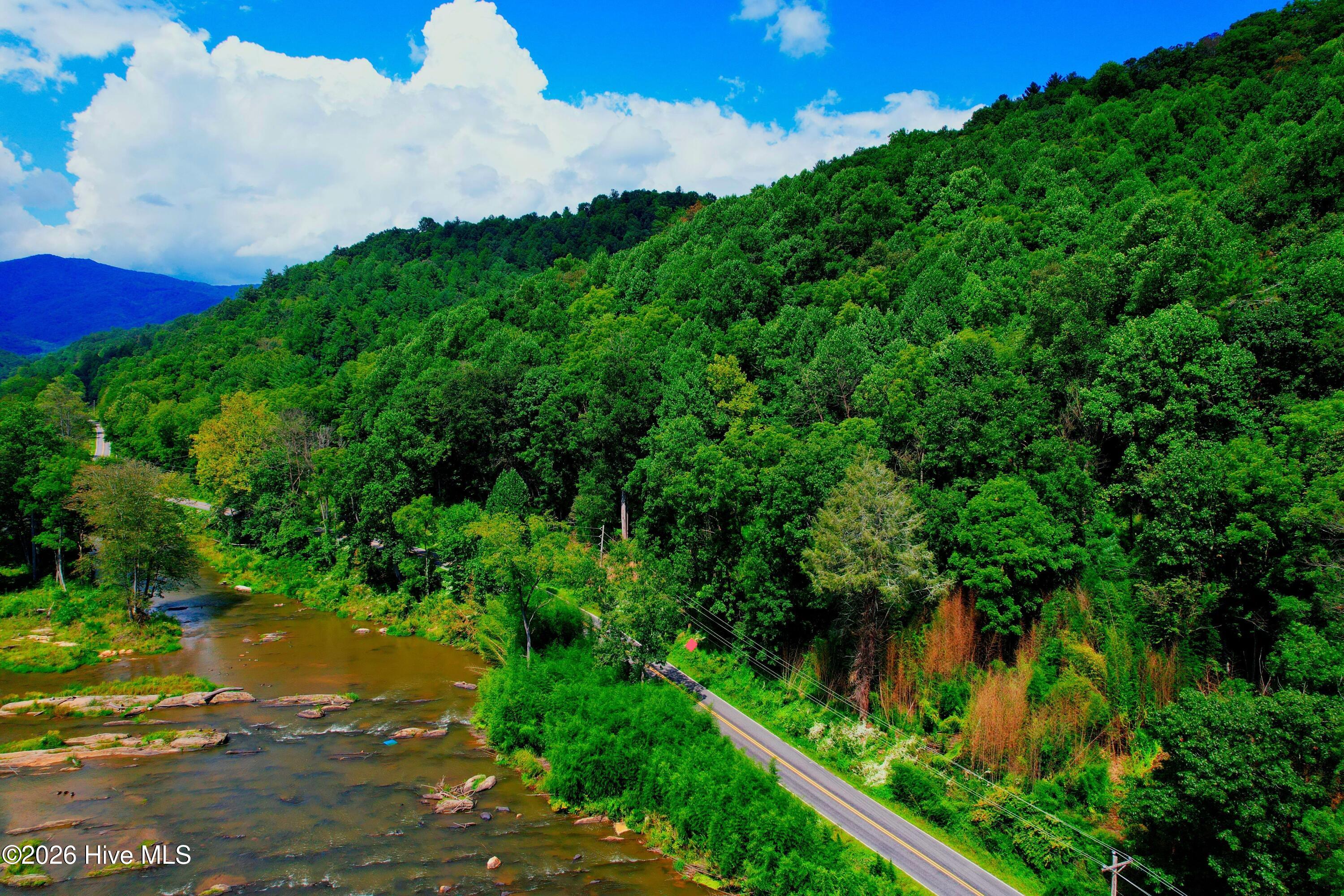 2872 Panther Creek Road Property Photo 12
