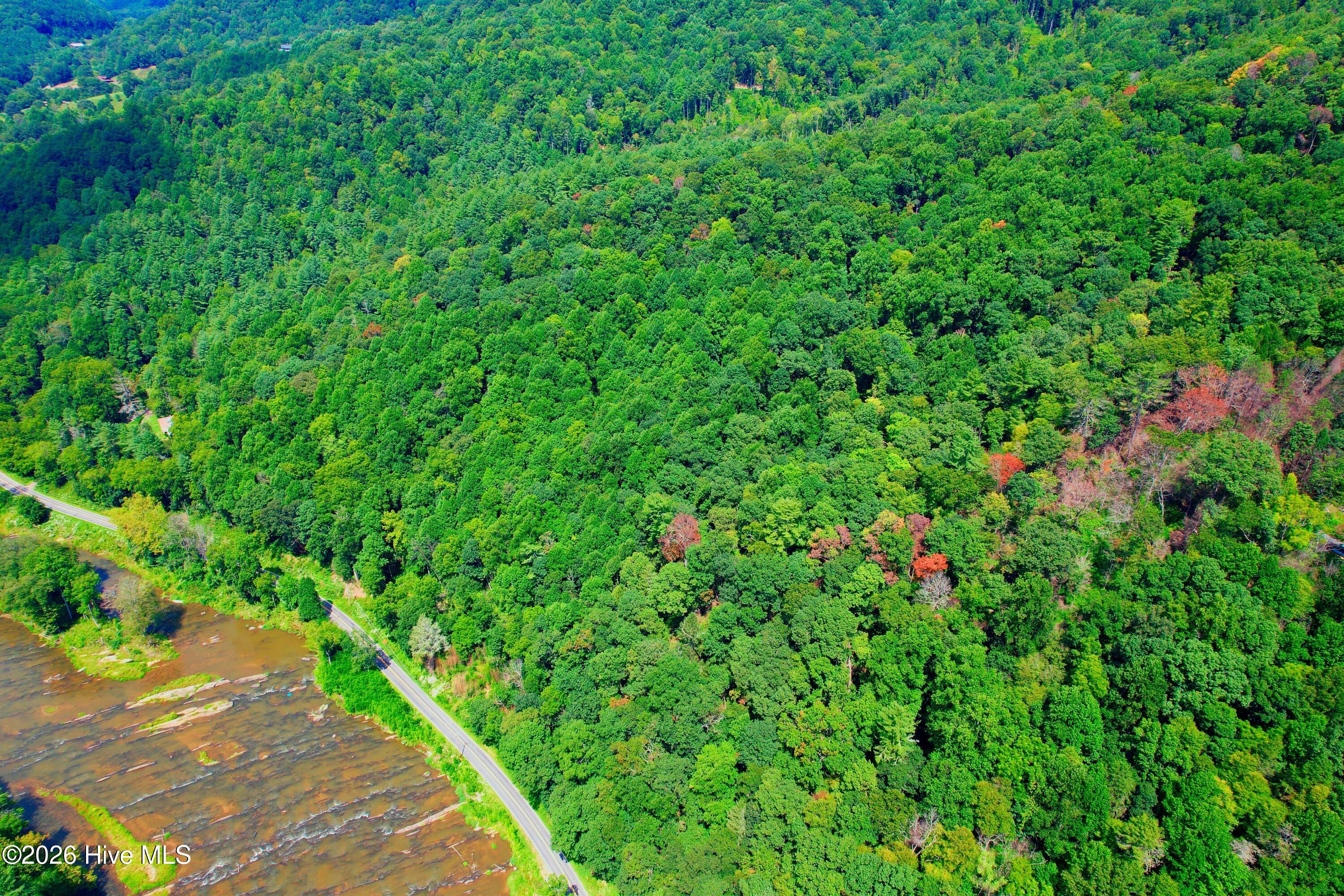 2872 Panther Creek Road Property Photo 17