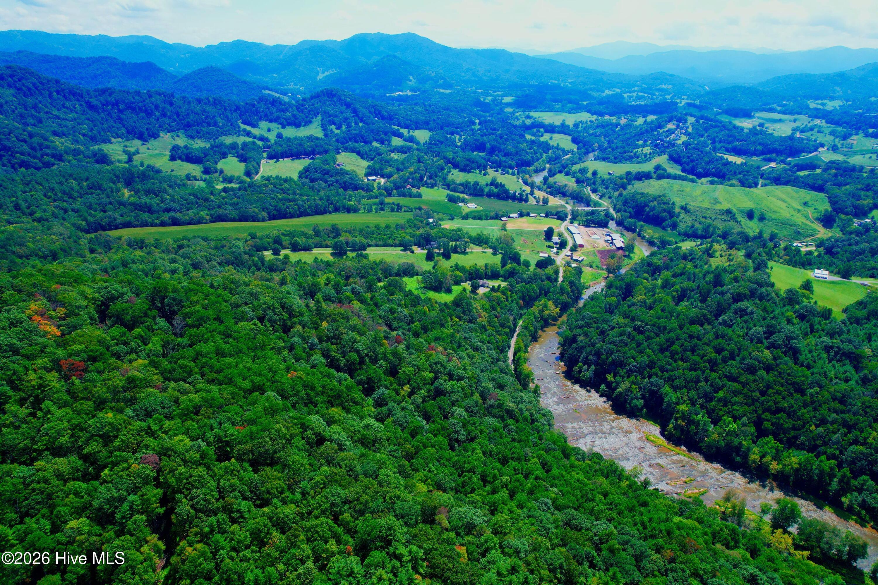 2872 Panther Creek Road Property Photo 26