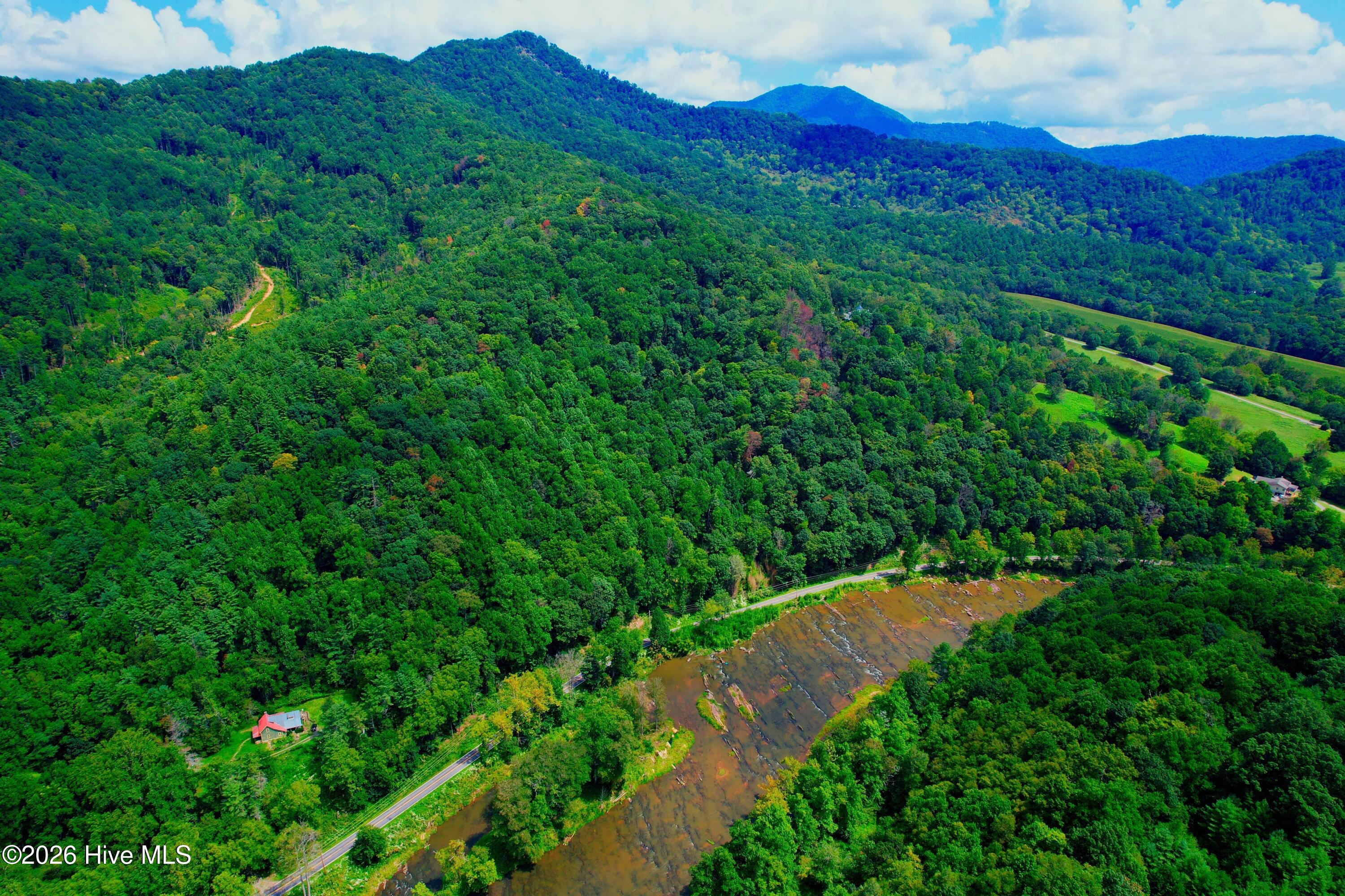 2872 Panther Creek Road Property Photo 33