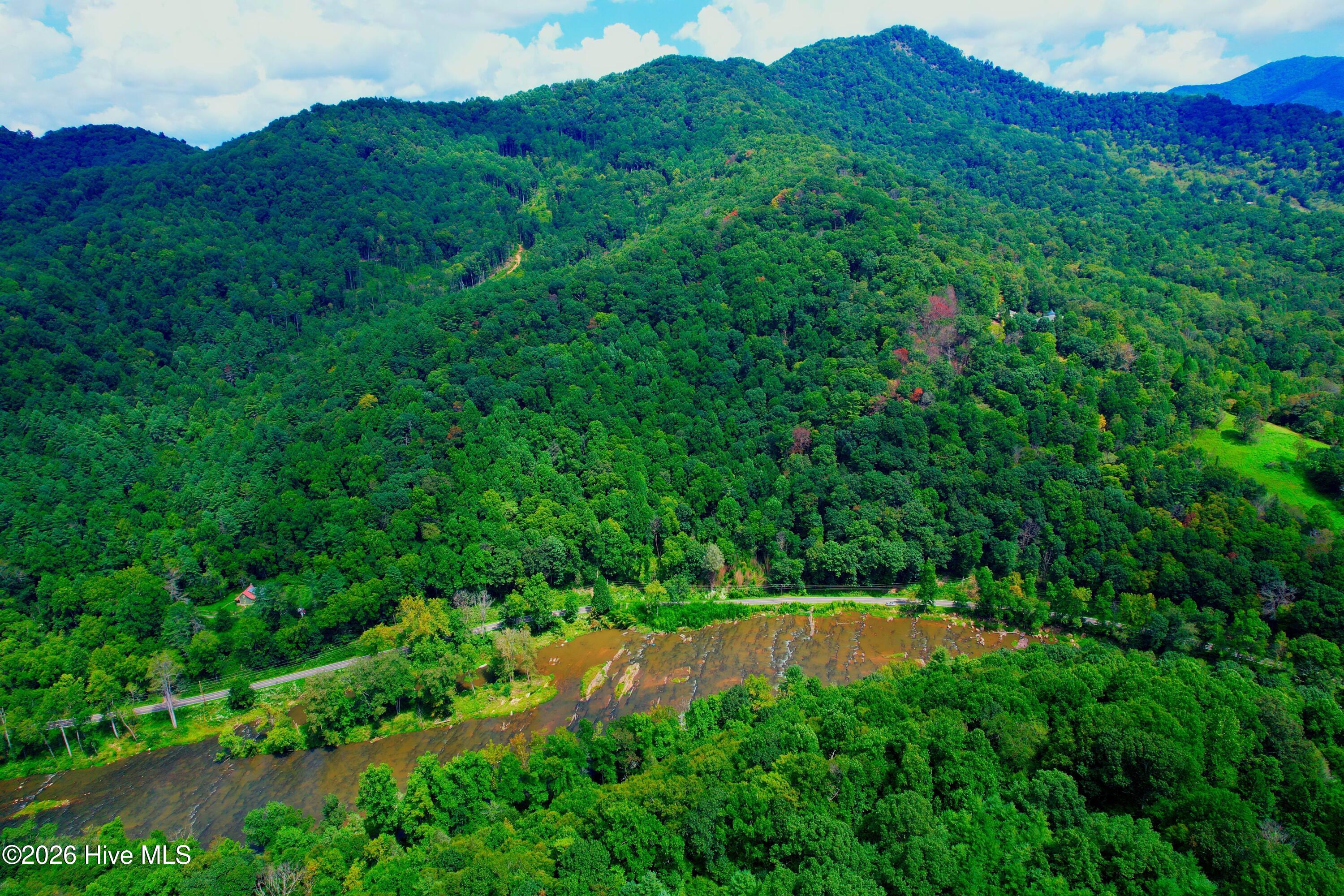 2872 Panther Creek Road Property Photo 37
