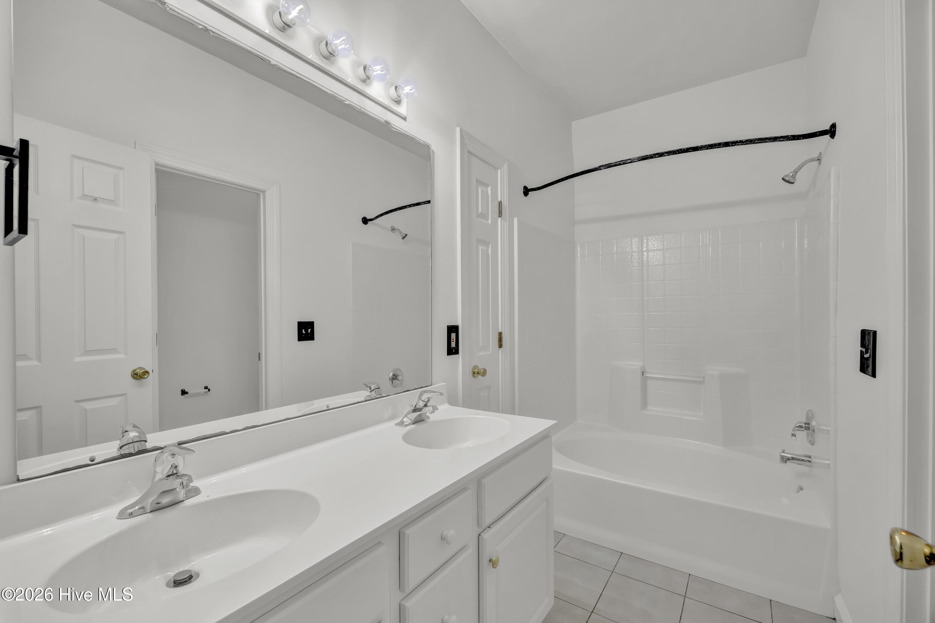 5006 Carleton Drive Unit 22 Property Photo 15